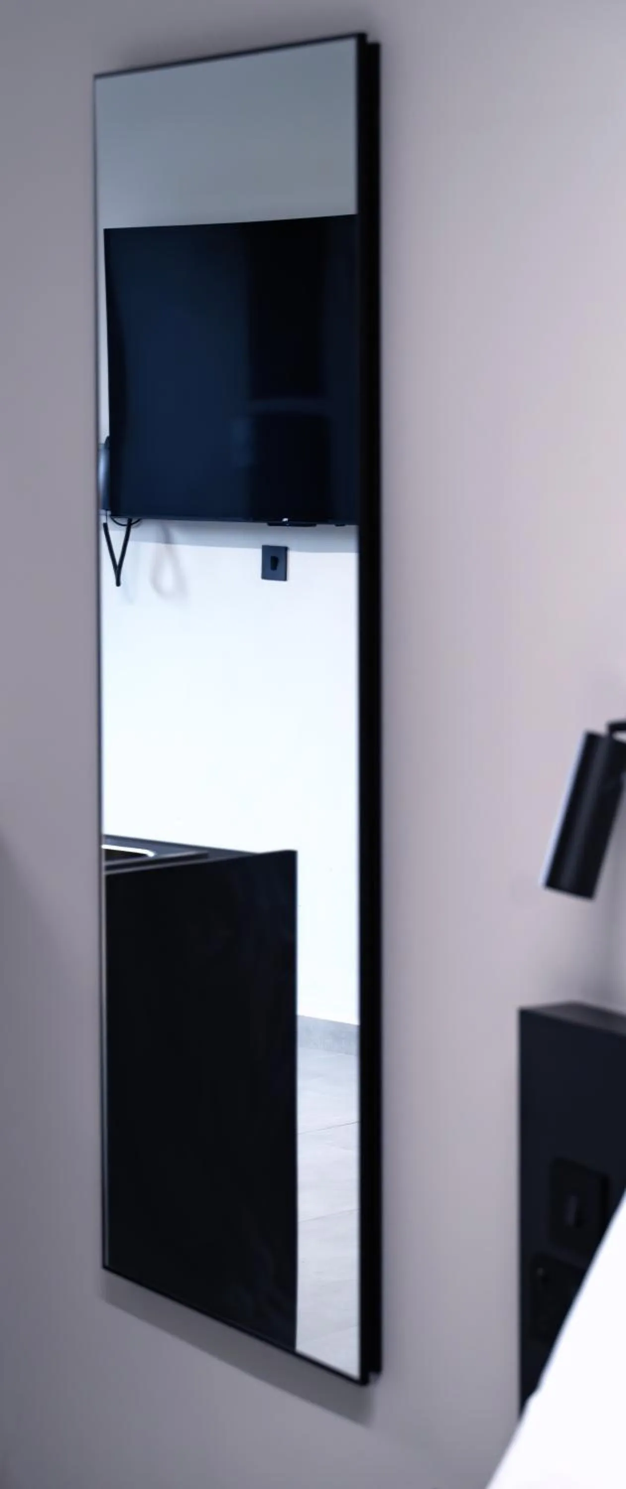 Onyx Suites & Apartments