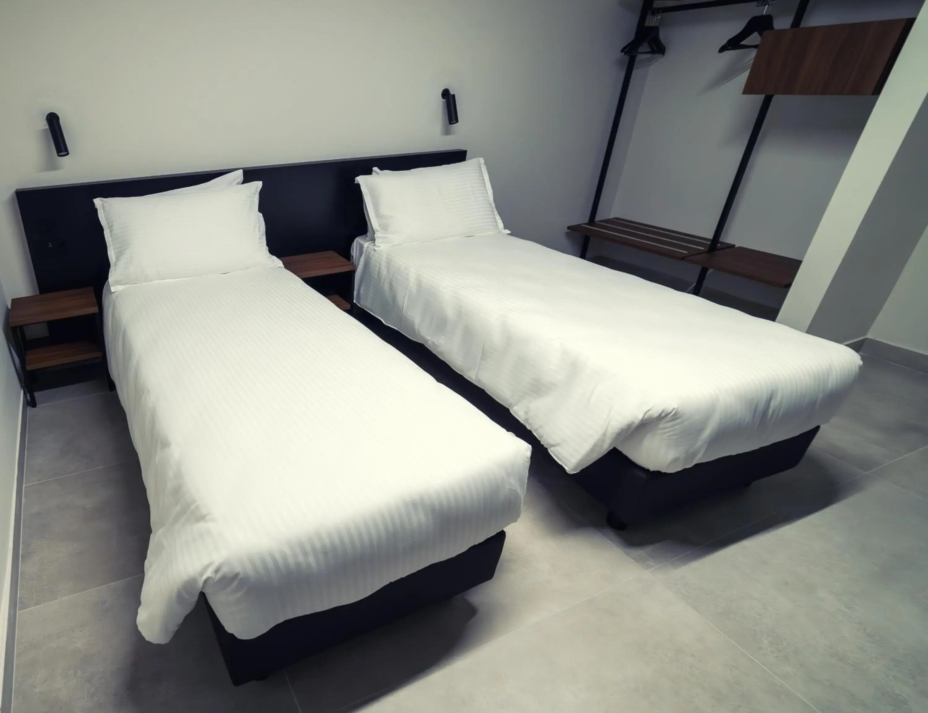 Bed in Onyx Suites & Apartments Bed in Onyx Suites & Apartments