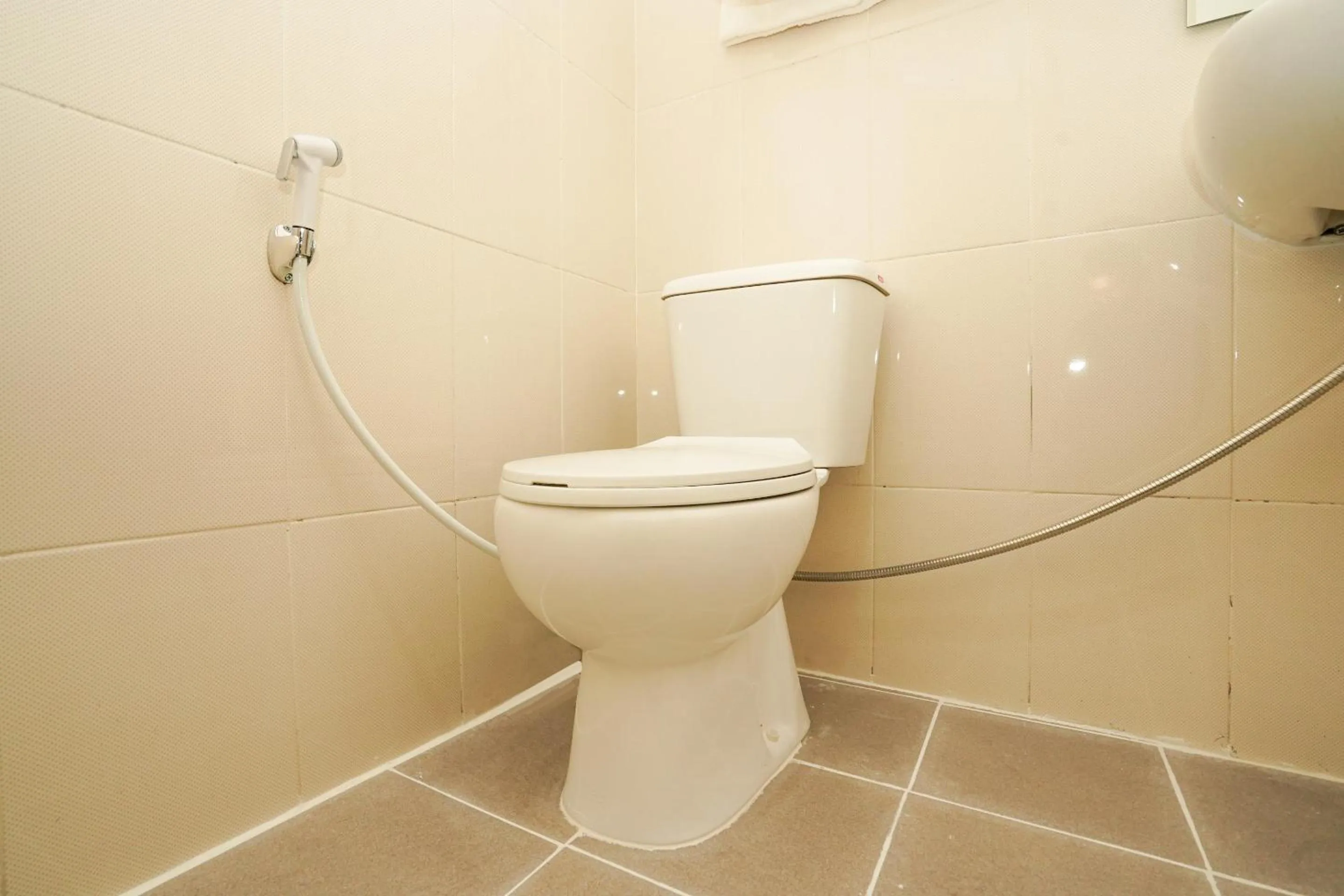 Bathroom in Hotel O Naomi Heritage