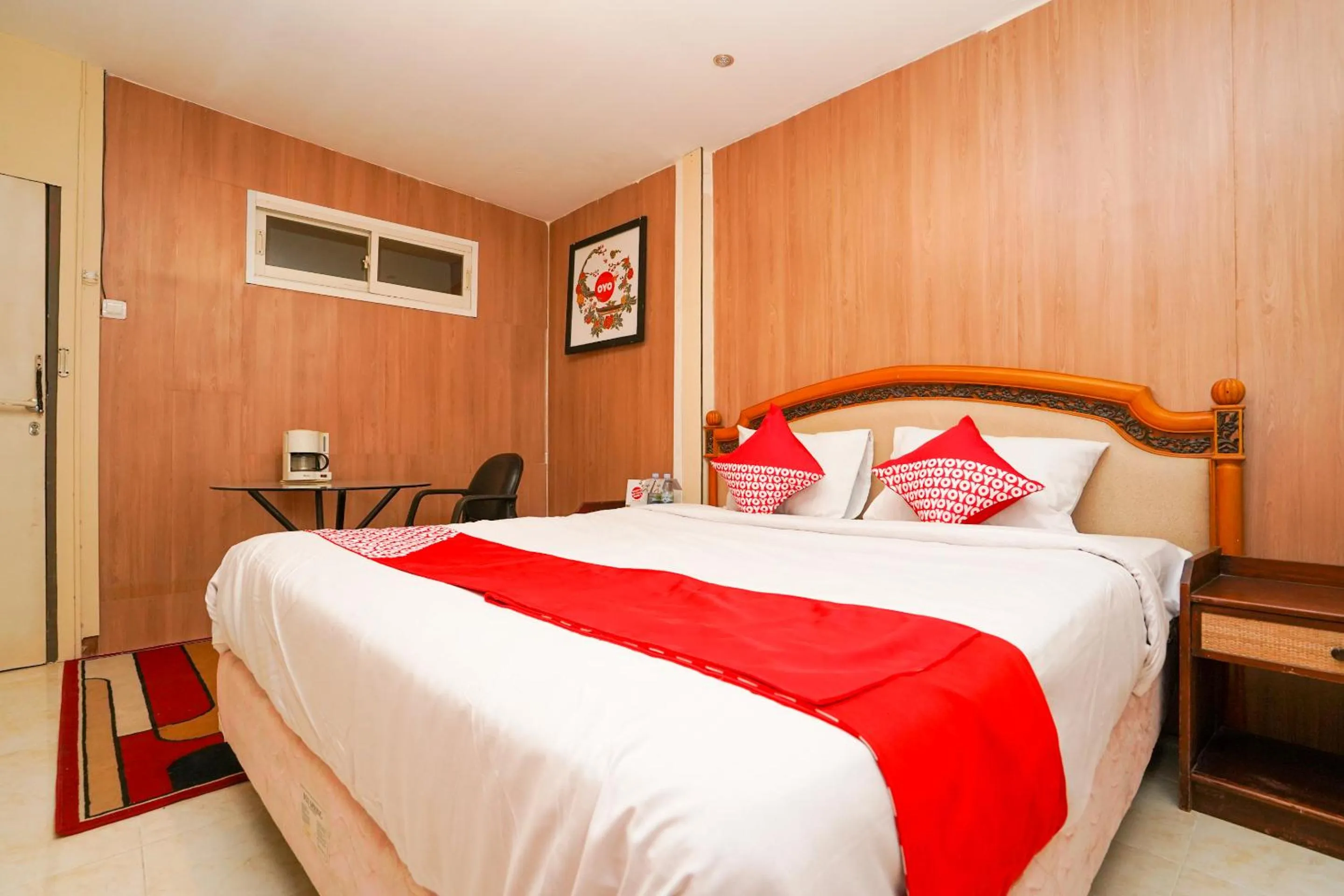 Photo of the whole room, Bed in Hotel O Naomi Heritage