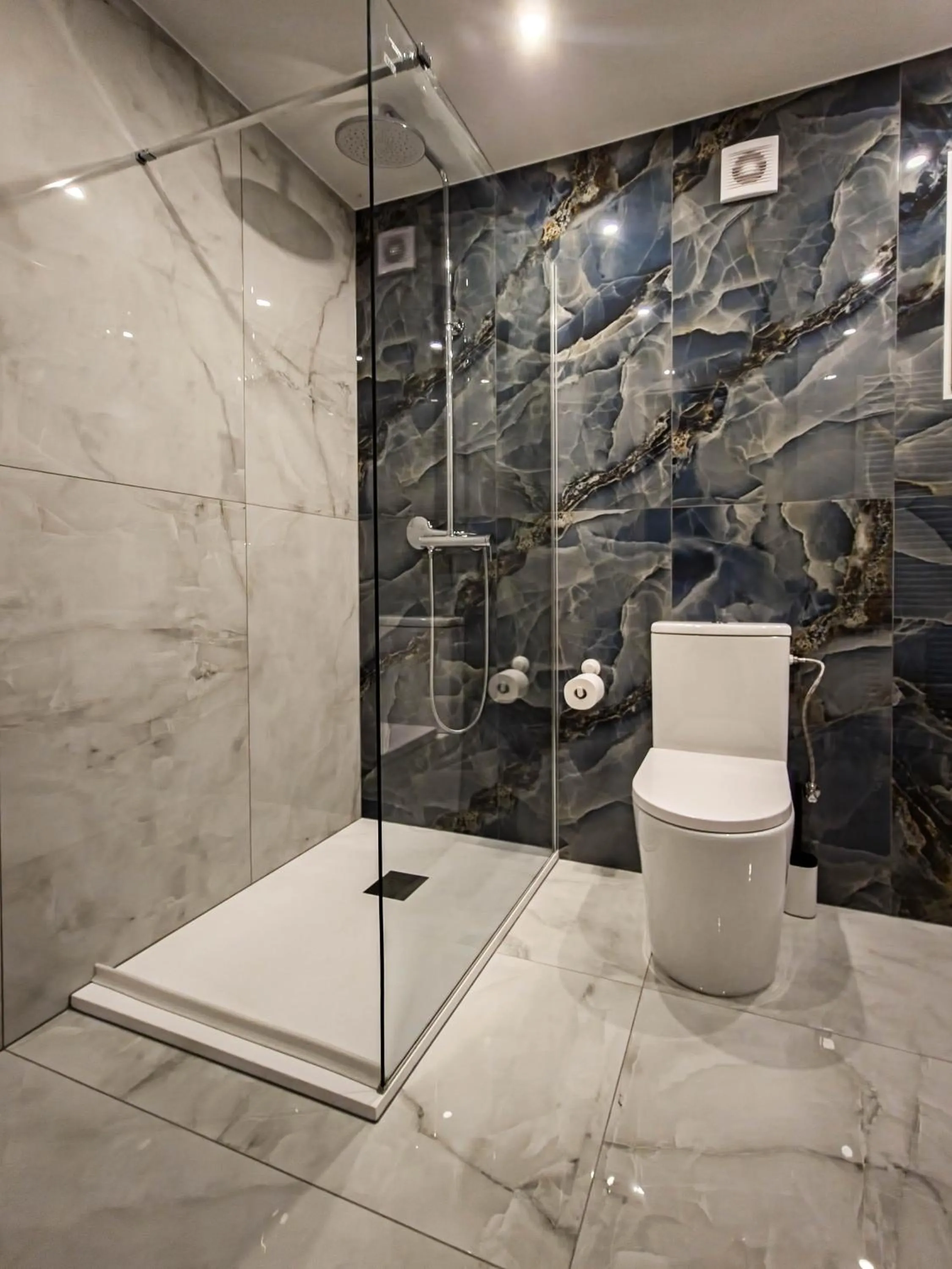Shower in Garden Apartments