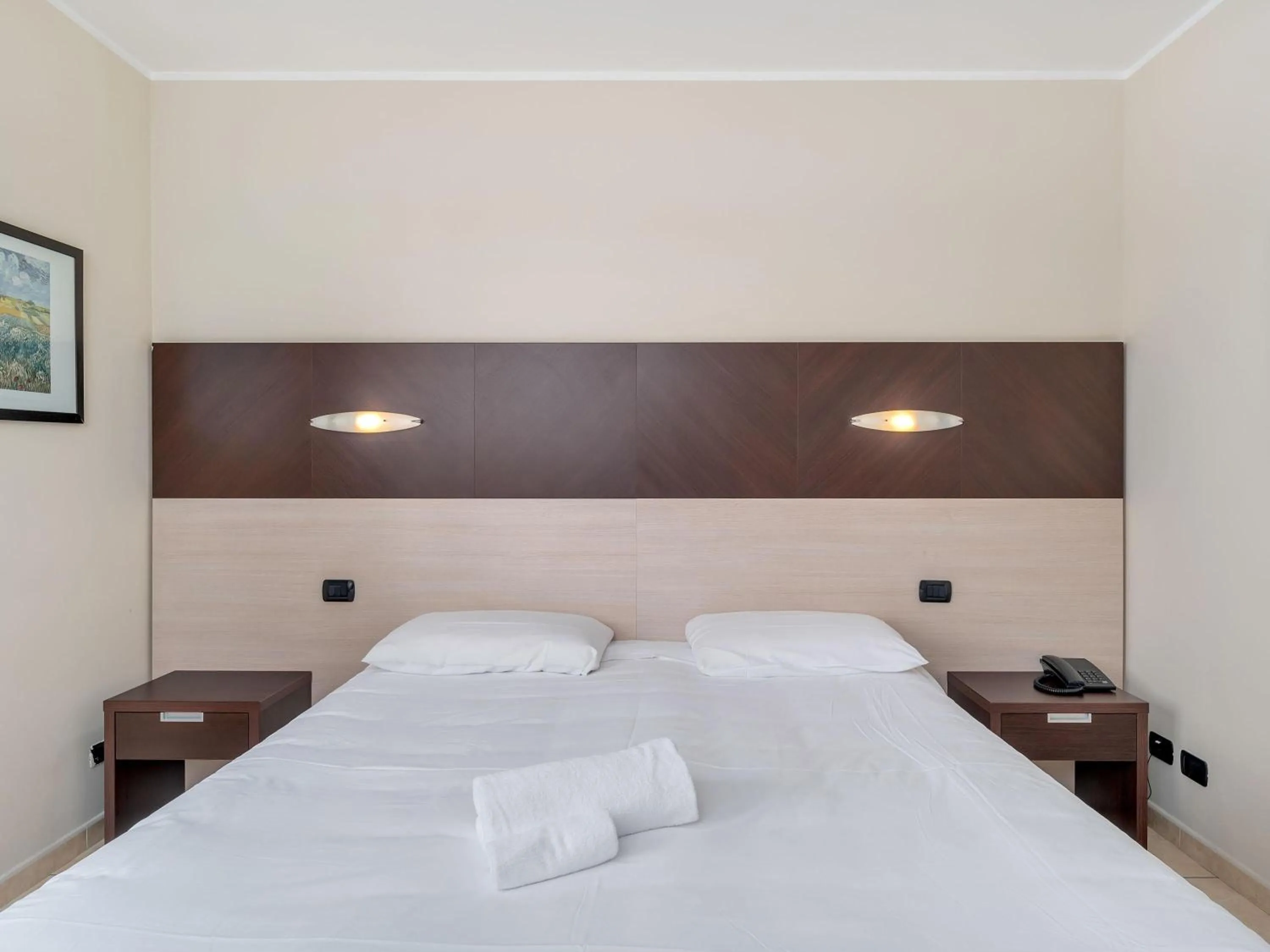 Photo of the whole room, Bed in B&B HOTEL Settimo Torinese