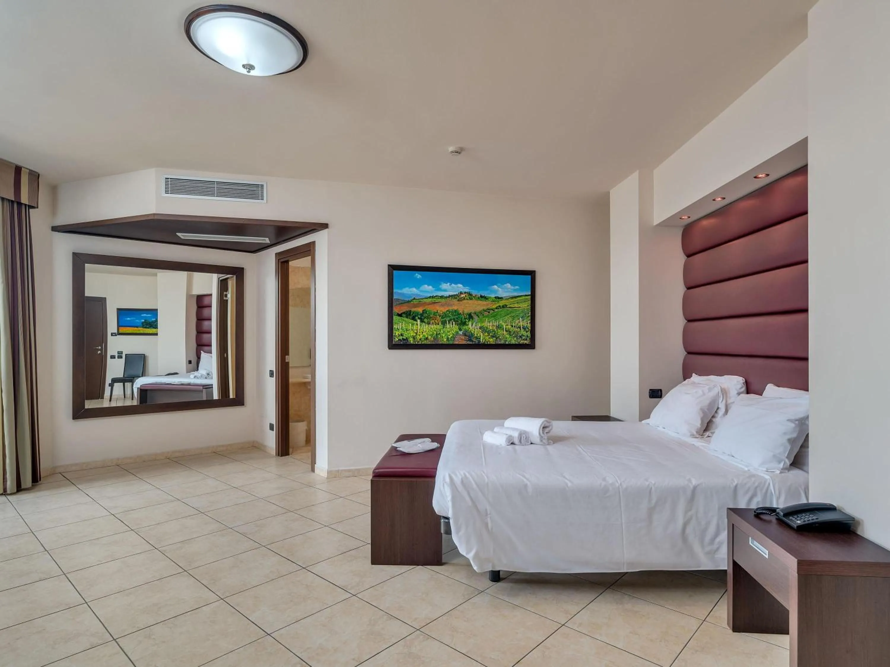 Photo of the whole room, Bed in B&B HOTEL Settimo Torinese