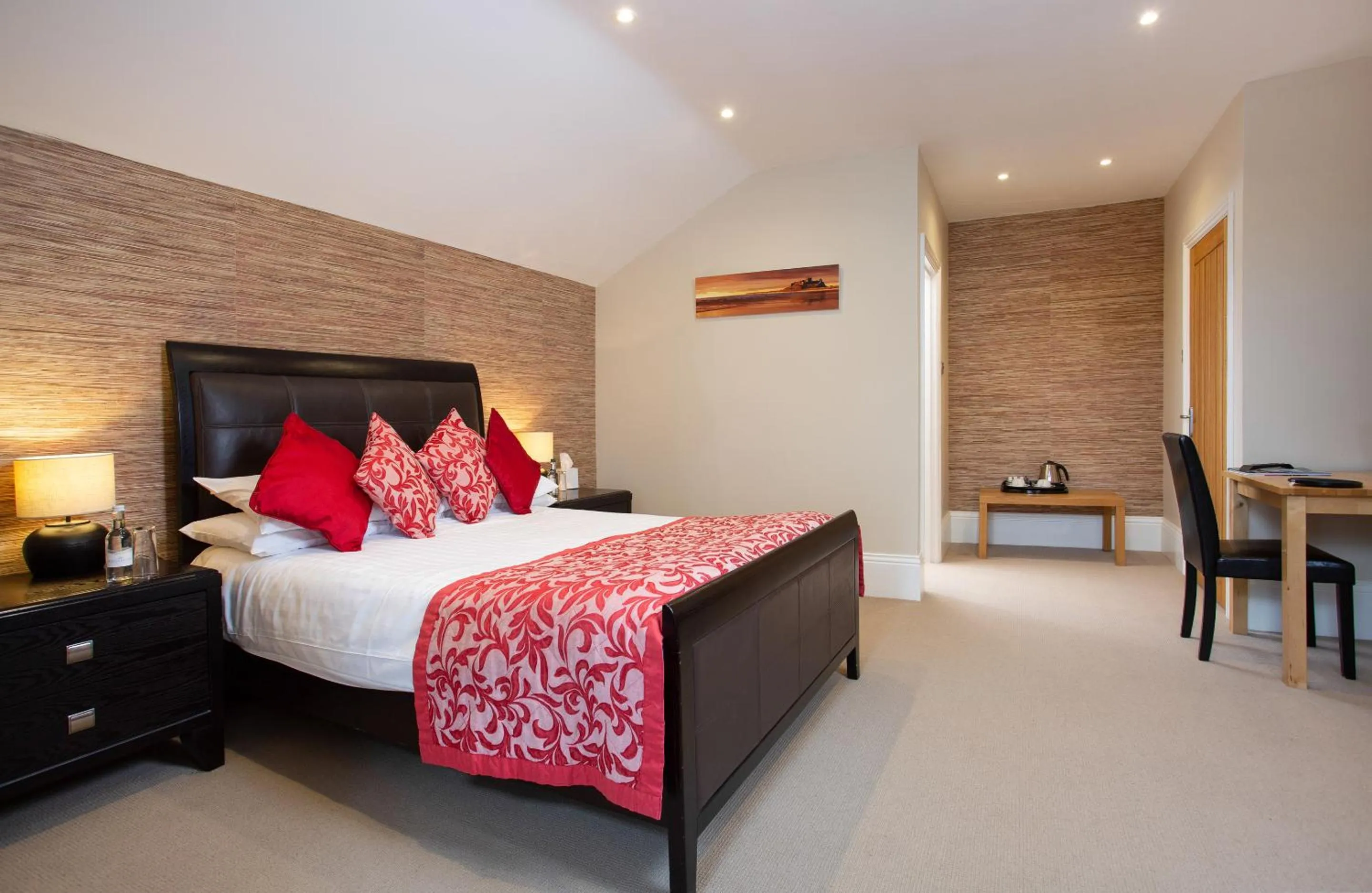 Bedroom, Bed in The Craster Arms Hotel in Beadnell
