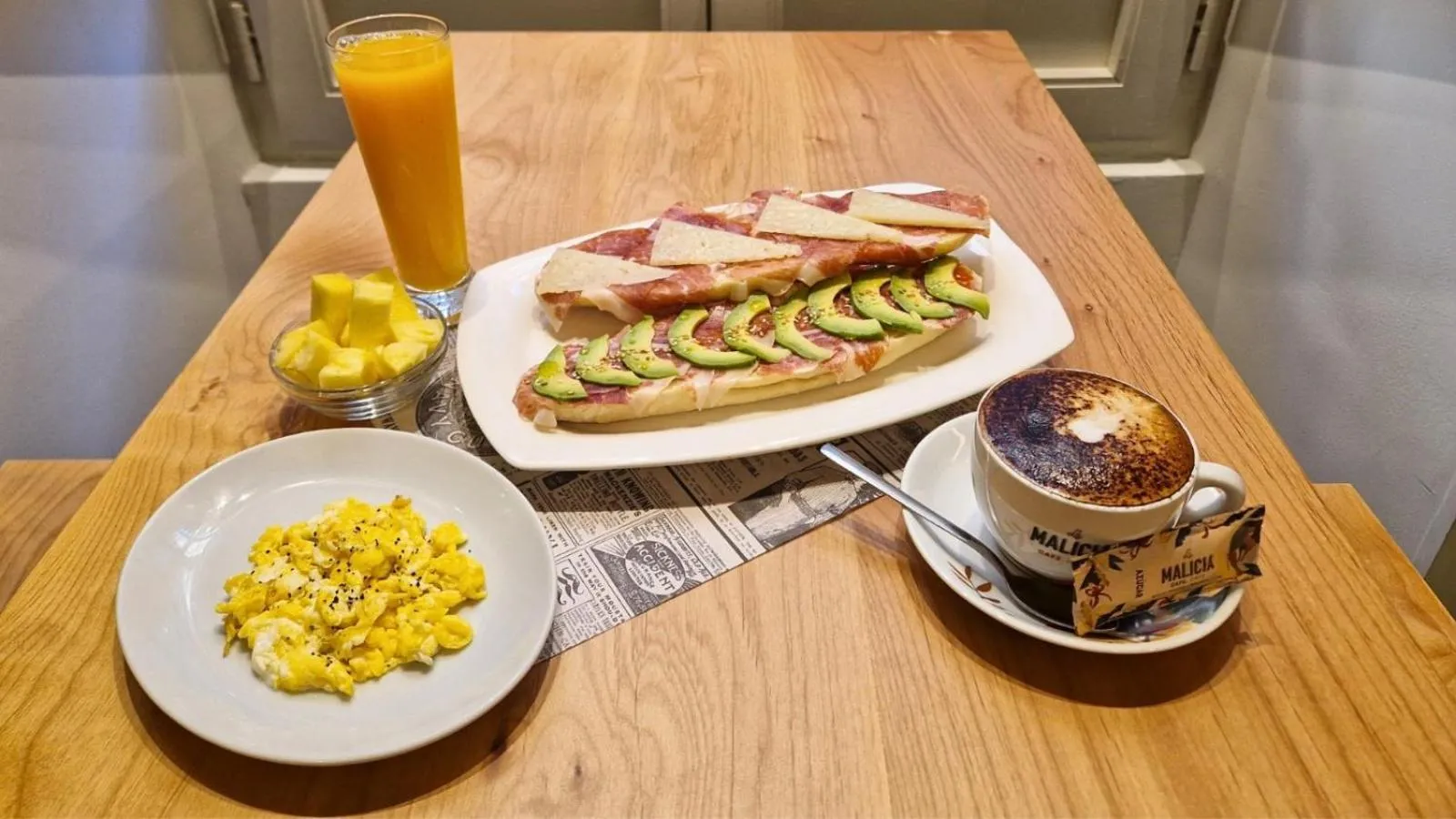 Continental breakfast in Hotel Mercader de Sedas by Maxi Hoteles