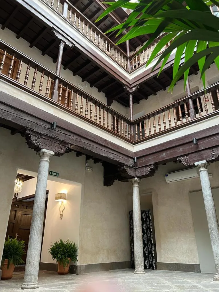 Inner courtyard view in Hotel Mercader de Sedas by Maxi Hoteles