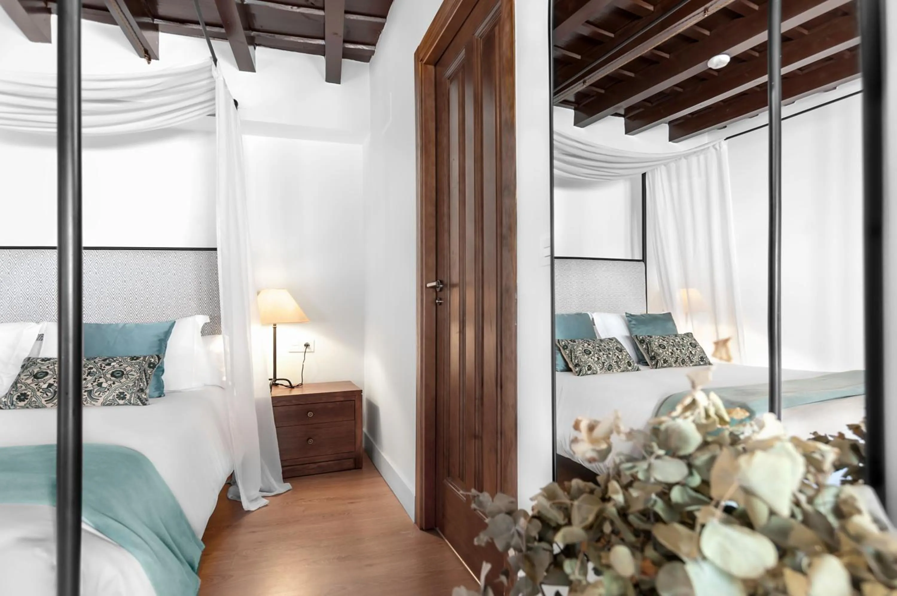 Photo of the whole room, Bed in Hotel Mercader de Sedas by Maxi Hoteles