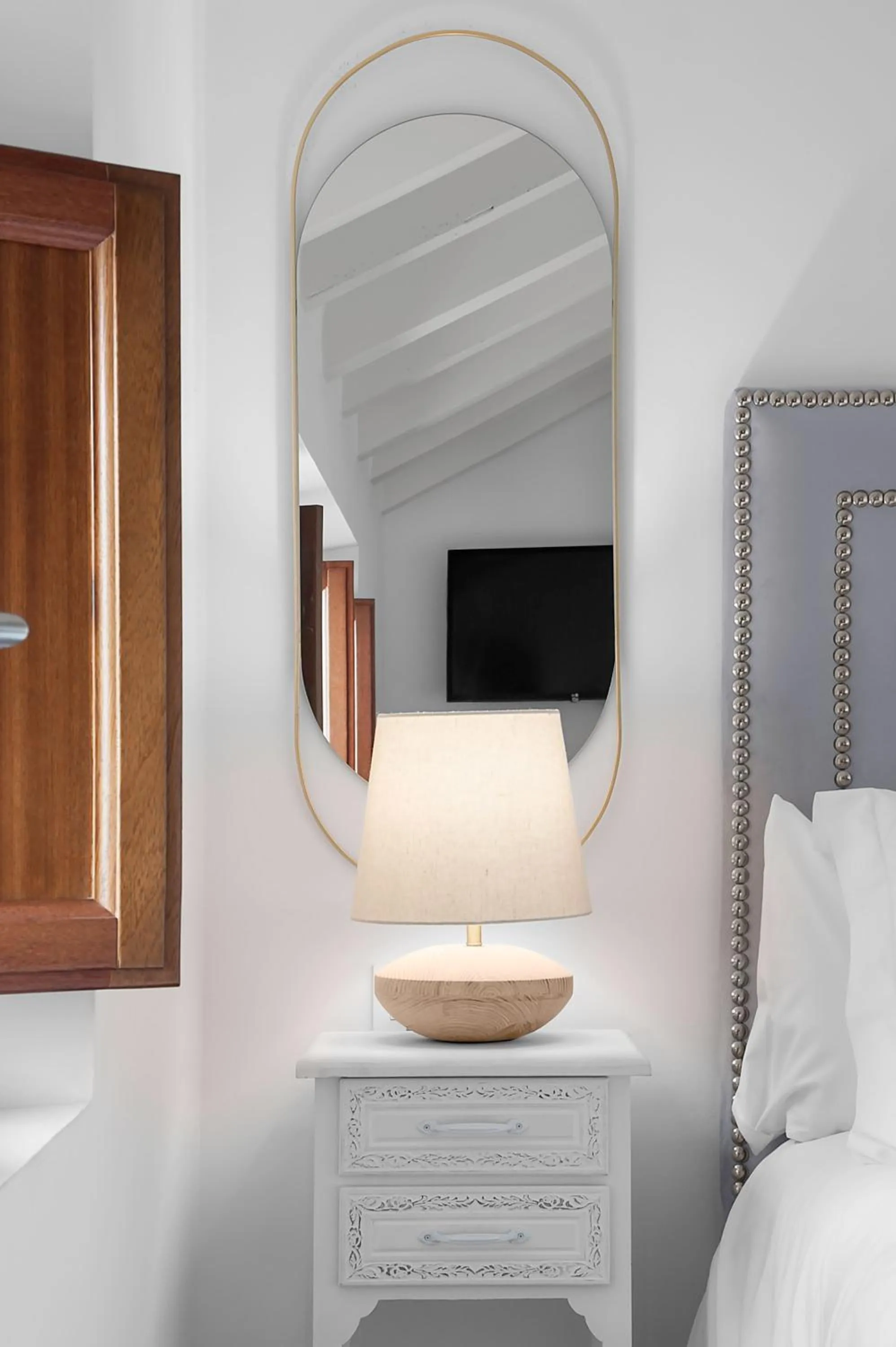 Bed in Hotel Mercader de Sedas by Maxi Hoteles