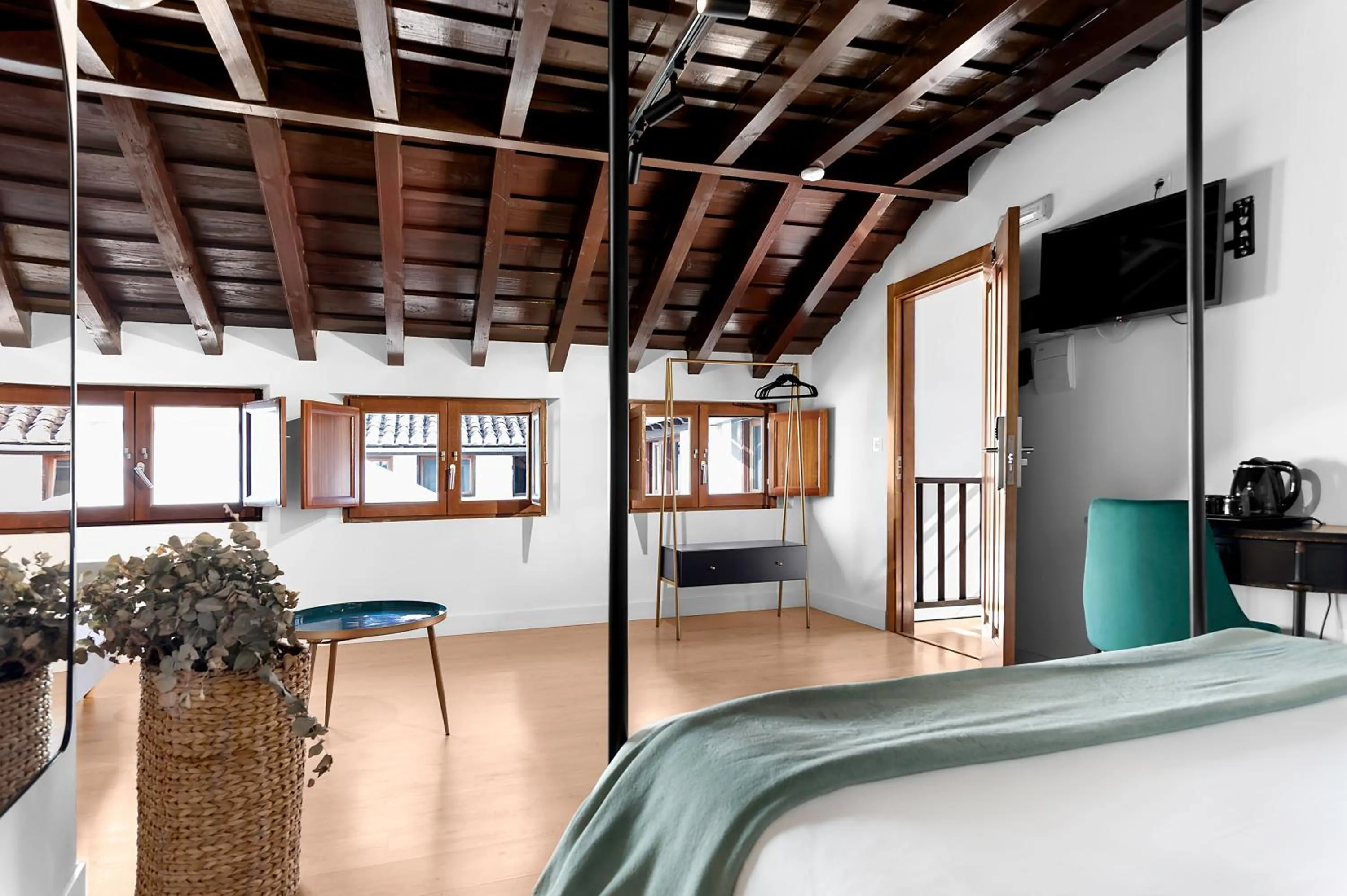 Photo of the whole room, Bed in Hotel Mercader de Sedas by Maxi Hoteles