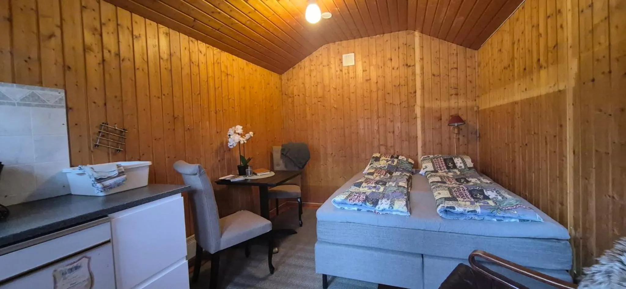 Bed in Hov Hyttegrend