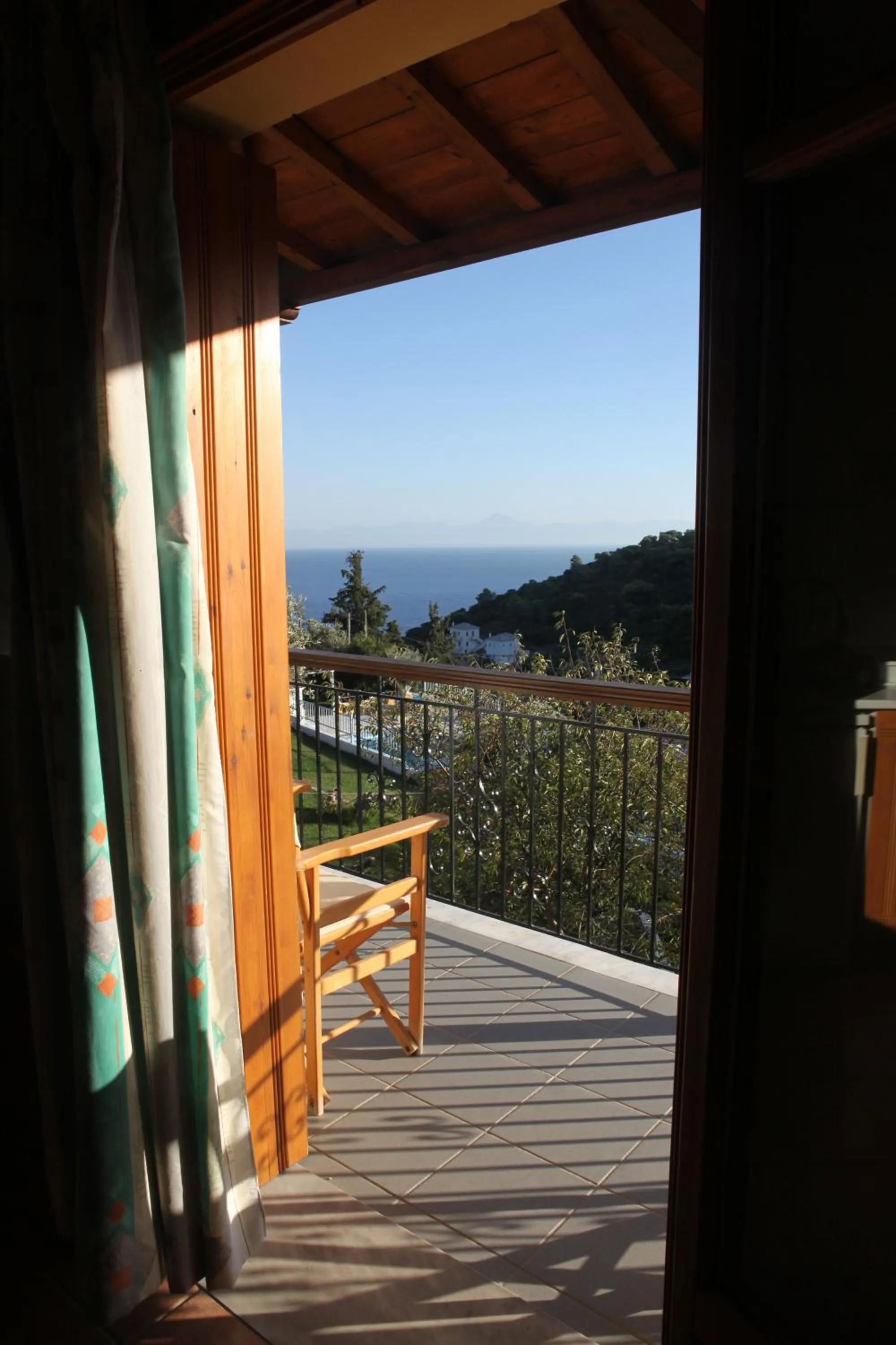 Two-Bedroom Apartment with Balcony and Terrace in Poseidon
