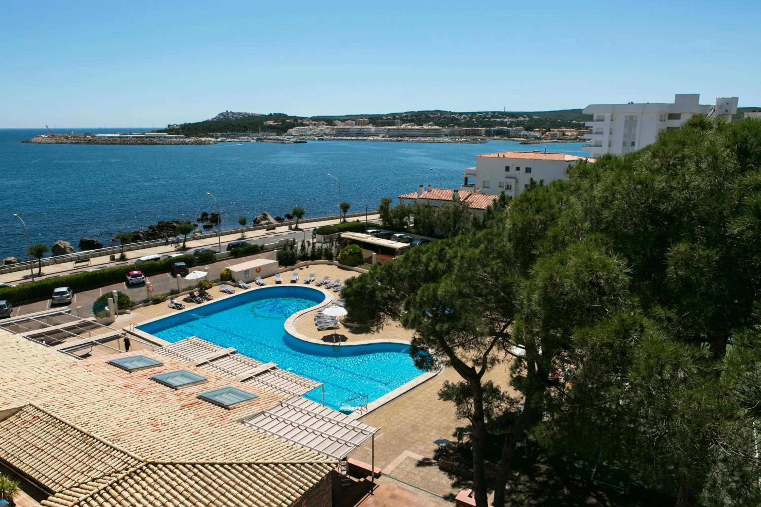 Pool view in RVHotels Nieves Mar