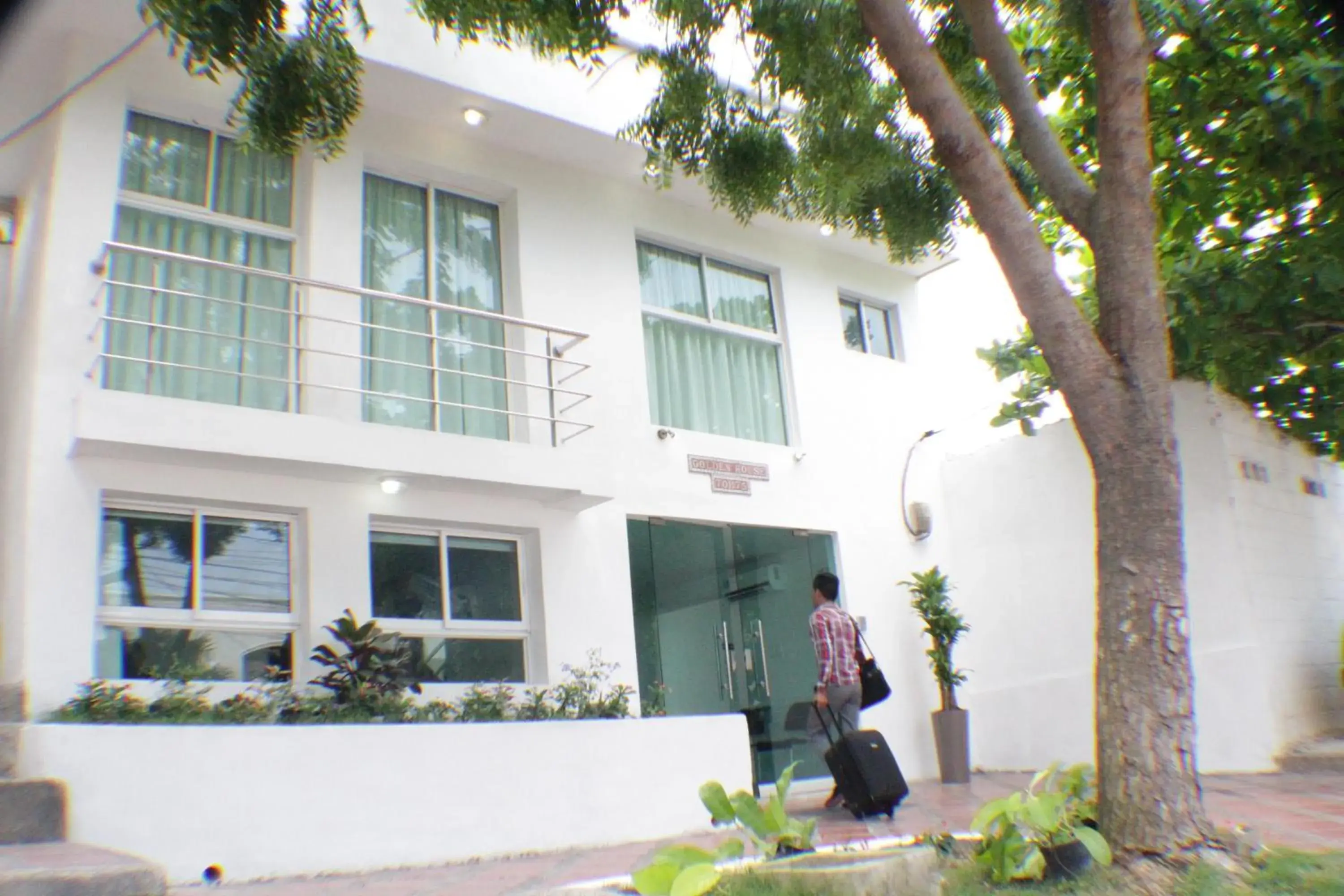 Property building in Hotel Golden House Property building in Hotel Golden House