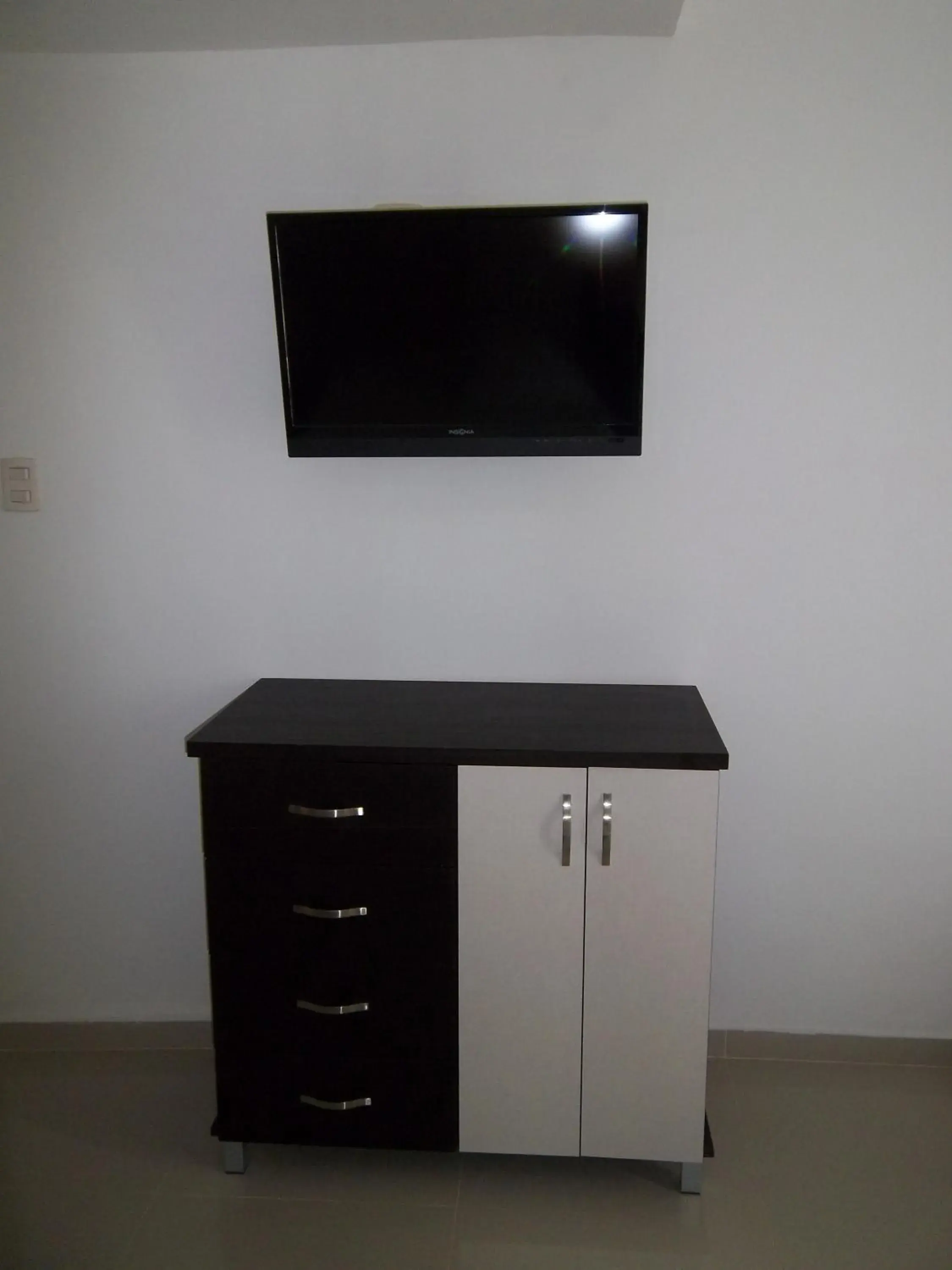 Twin Room in Hotel Golden House Twin Room in Hotel Golden House