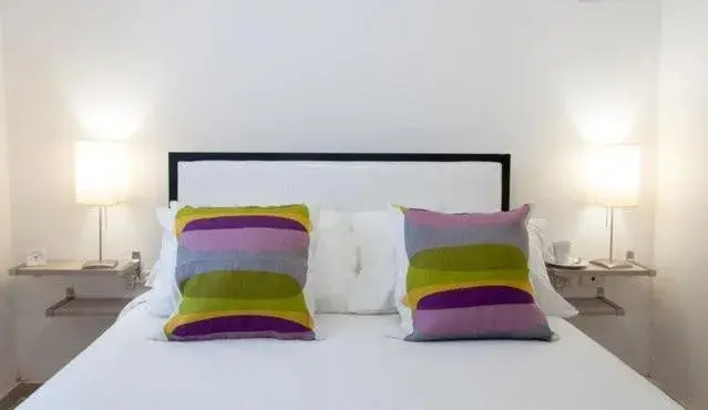 Decorative detail, Bed in Hotel Golden House Decorative detail, Bed in Hotel Golden House