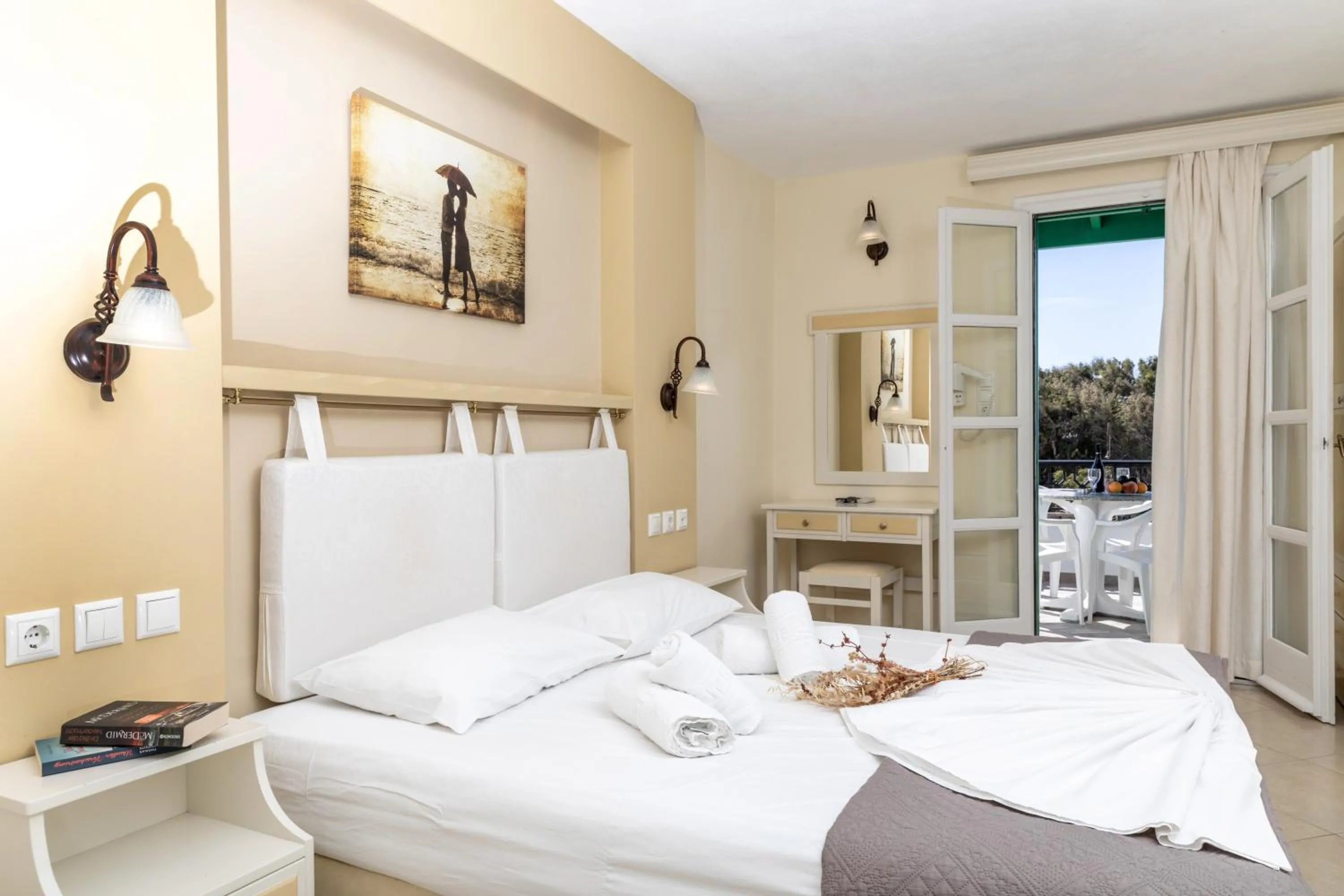 Bed in Villa Harmony
