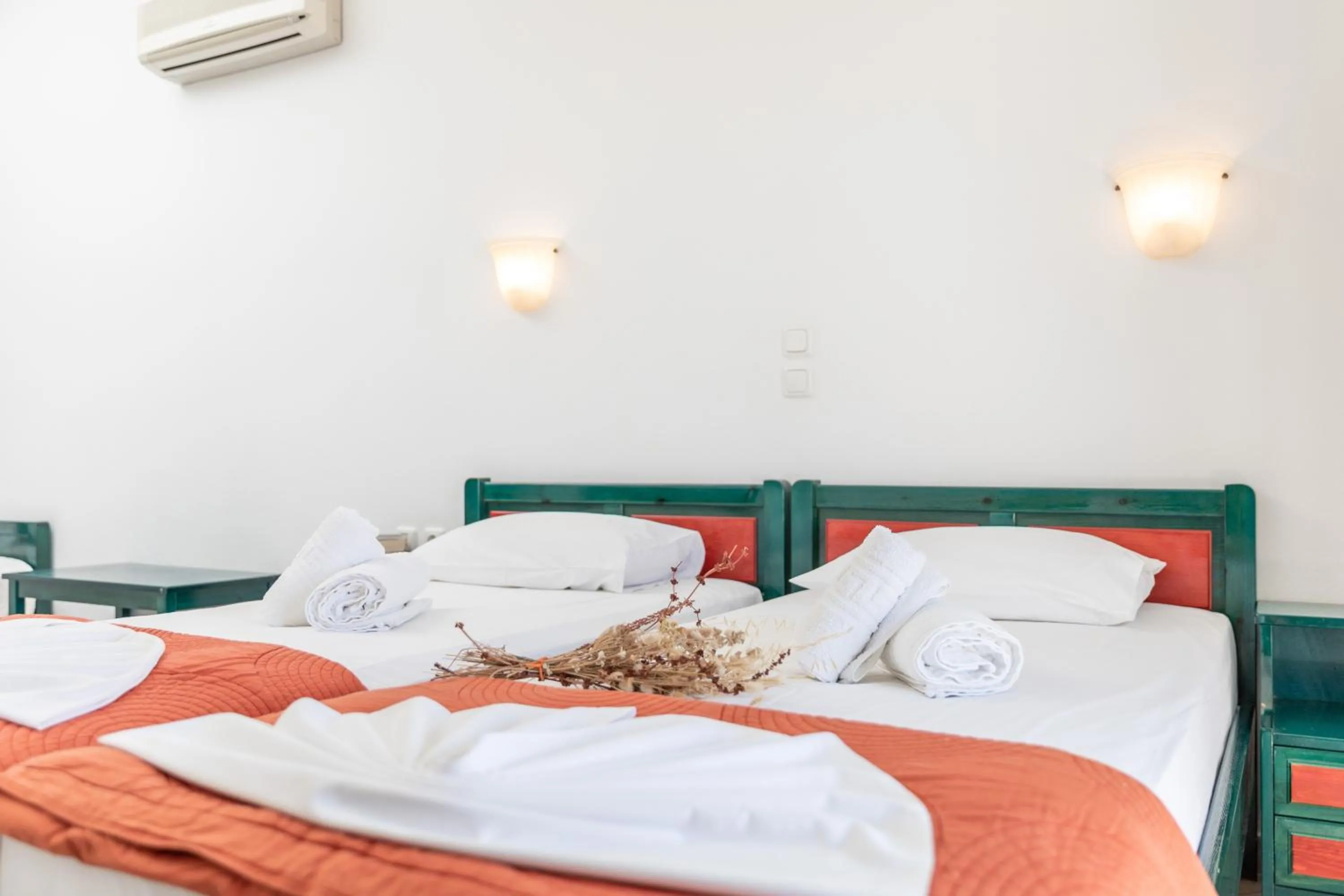 Bed in Villa Harmony