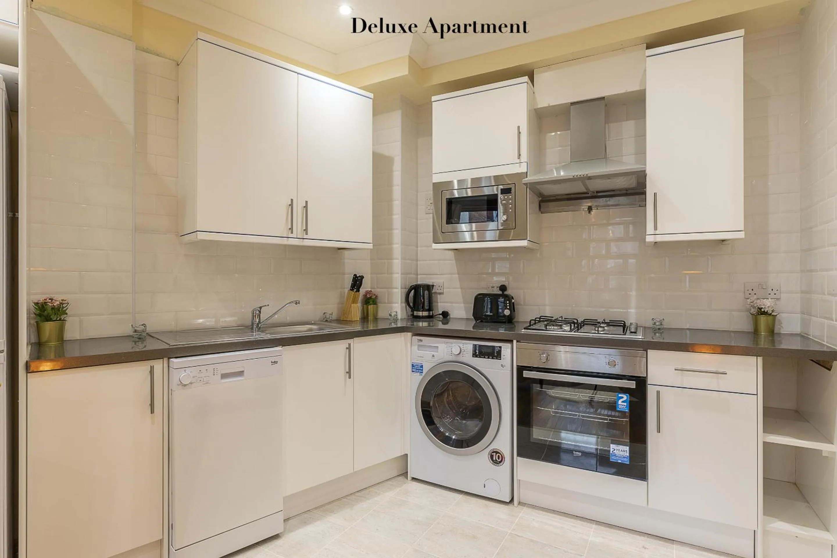 Two-Bedroom Deluxe Apartment in Kensington Olympia