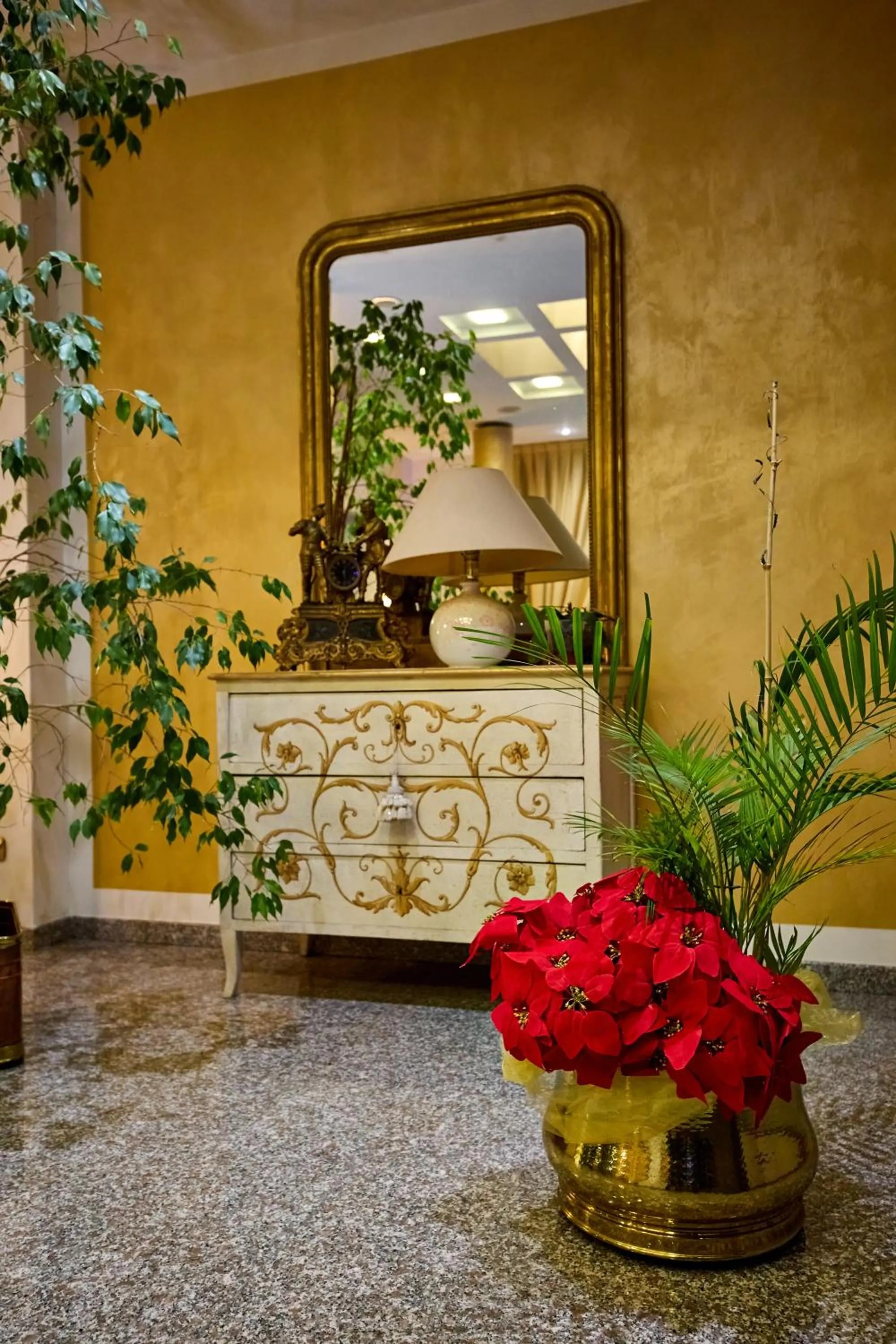 Lounge or bar in HOTEL PARADISO