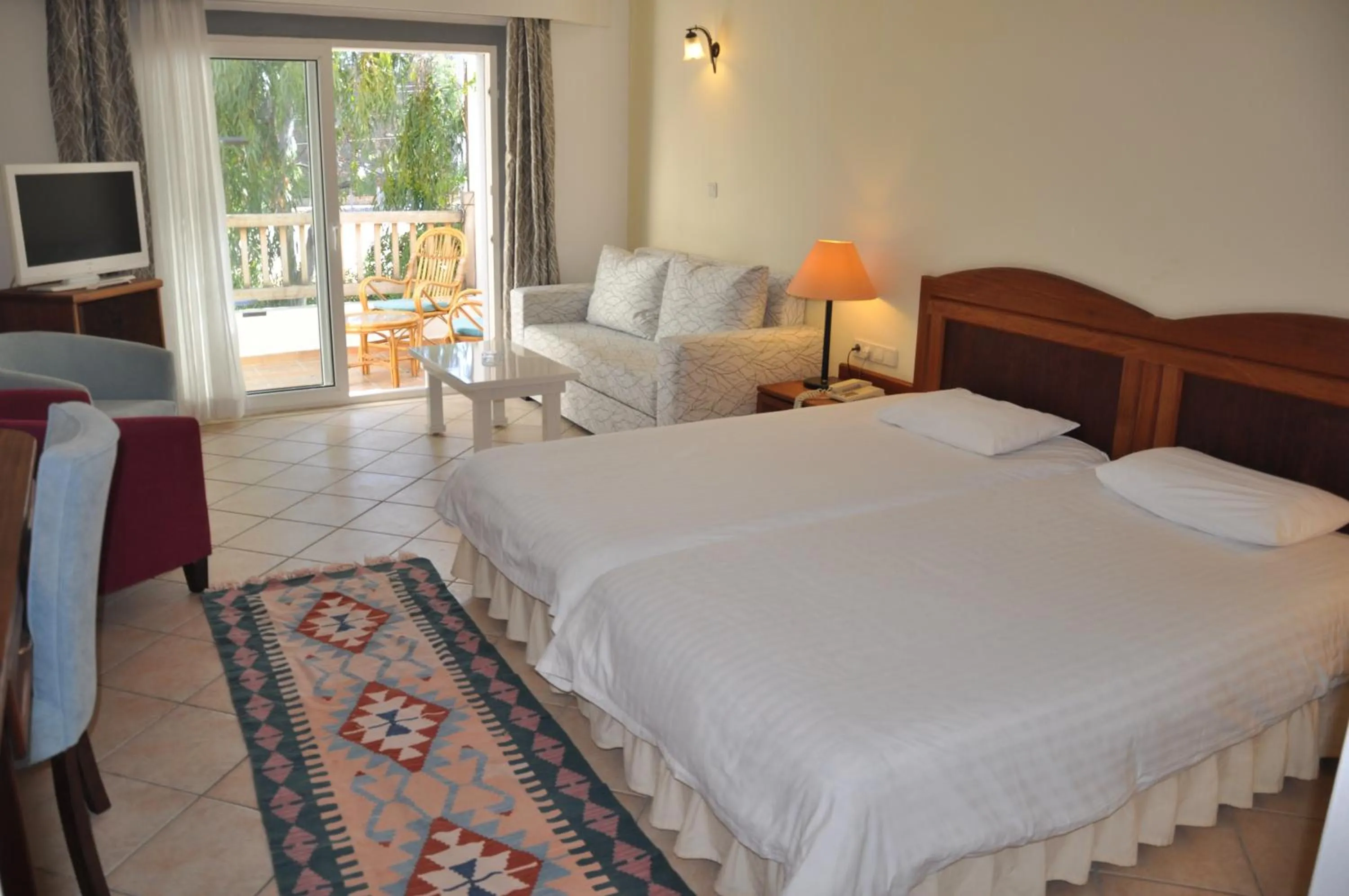 Photo of the whole room, Bed in Okaliptus Otel