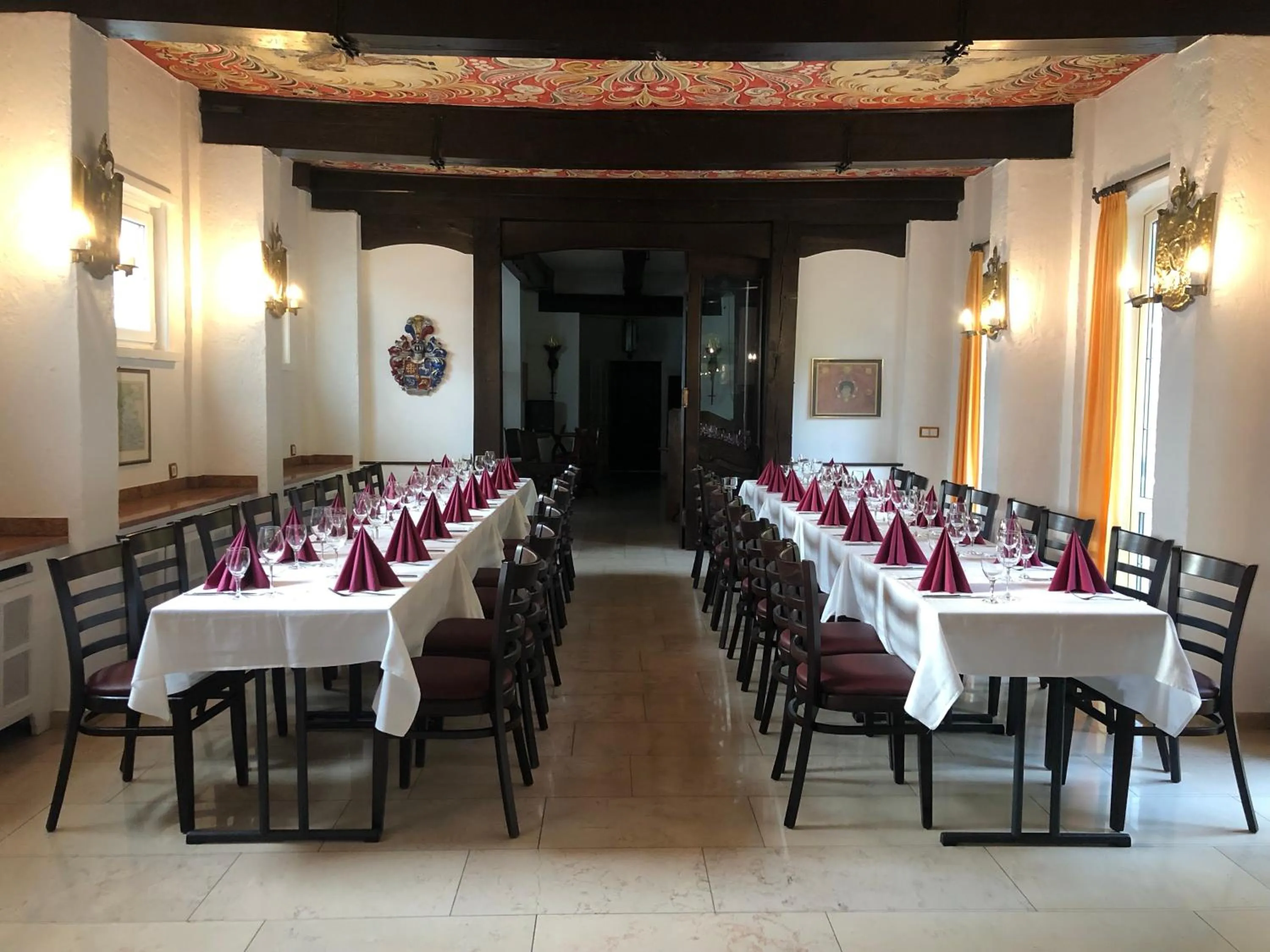 Restaurant/places to eat in Hotel & Gastropark Loemühle