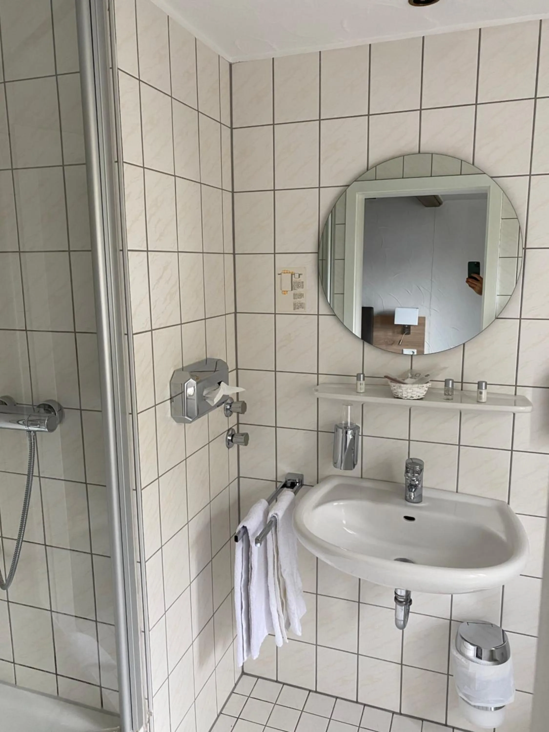 Bathroom in Hotel & Gastropark Loemühle