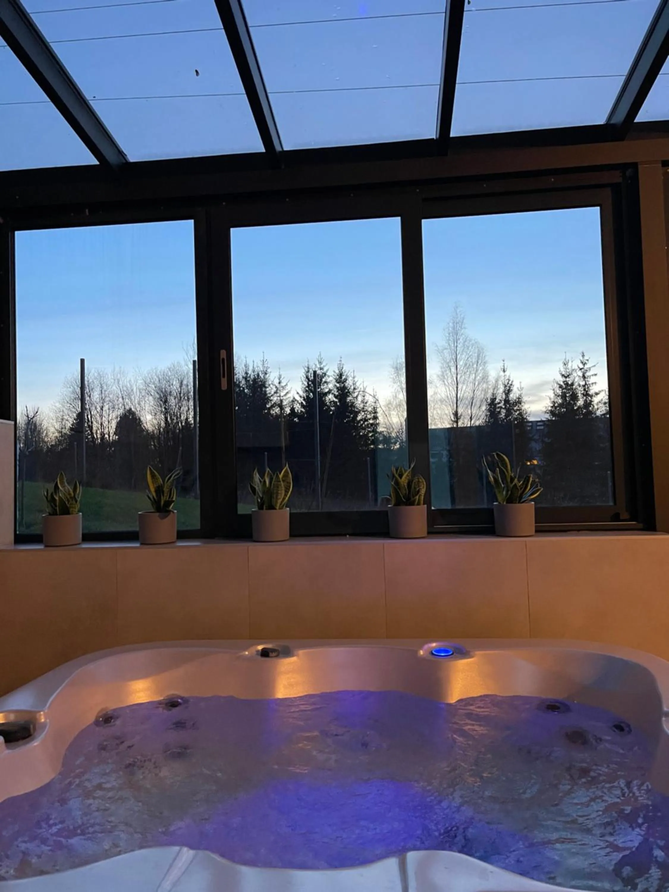 Hot Tub in La Park Aparthotel