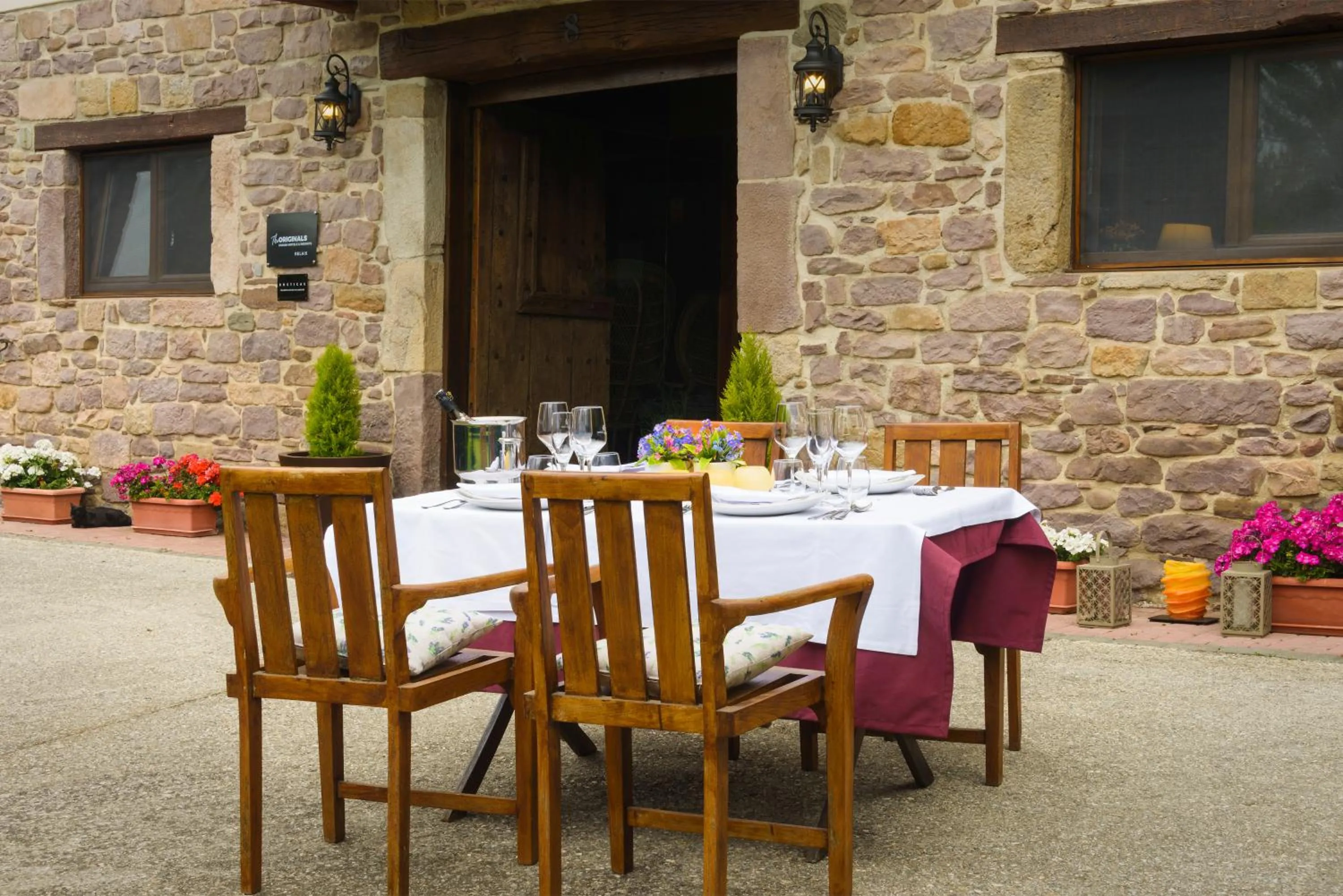 Patio in Hotel Rural Iribarnia