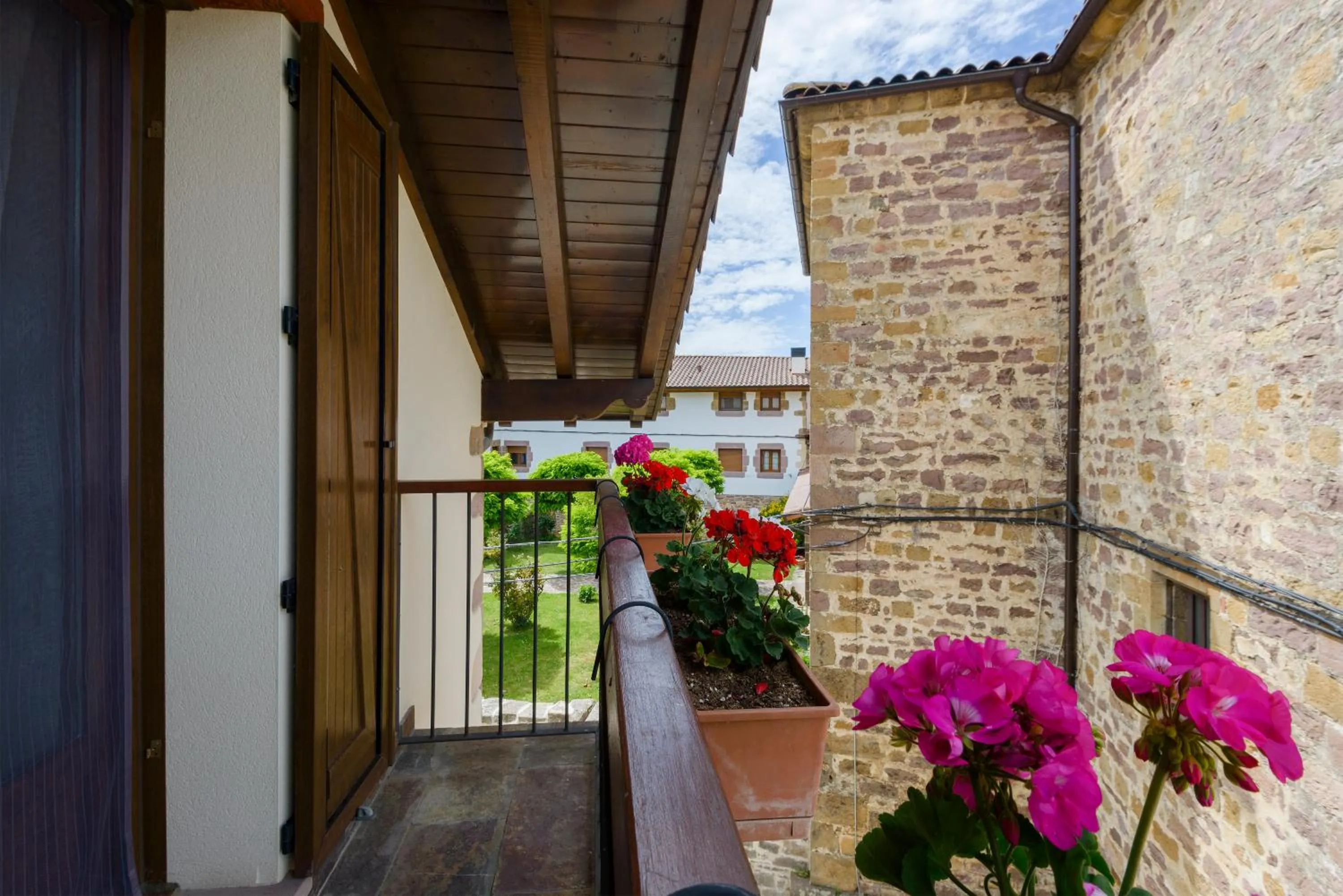 Balcony/Terrace in Hotel Rural Iribarnia