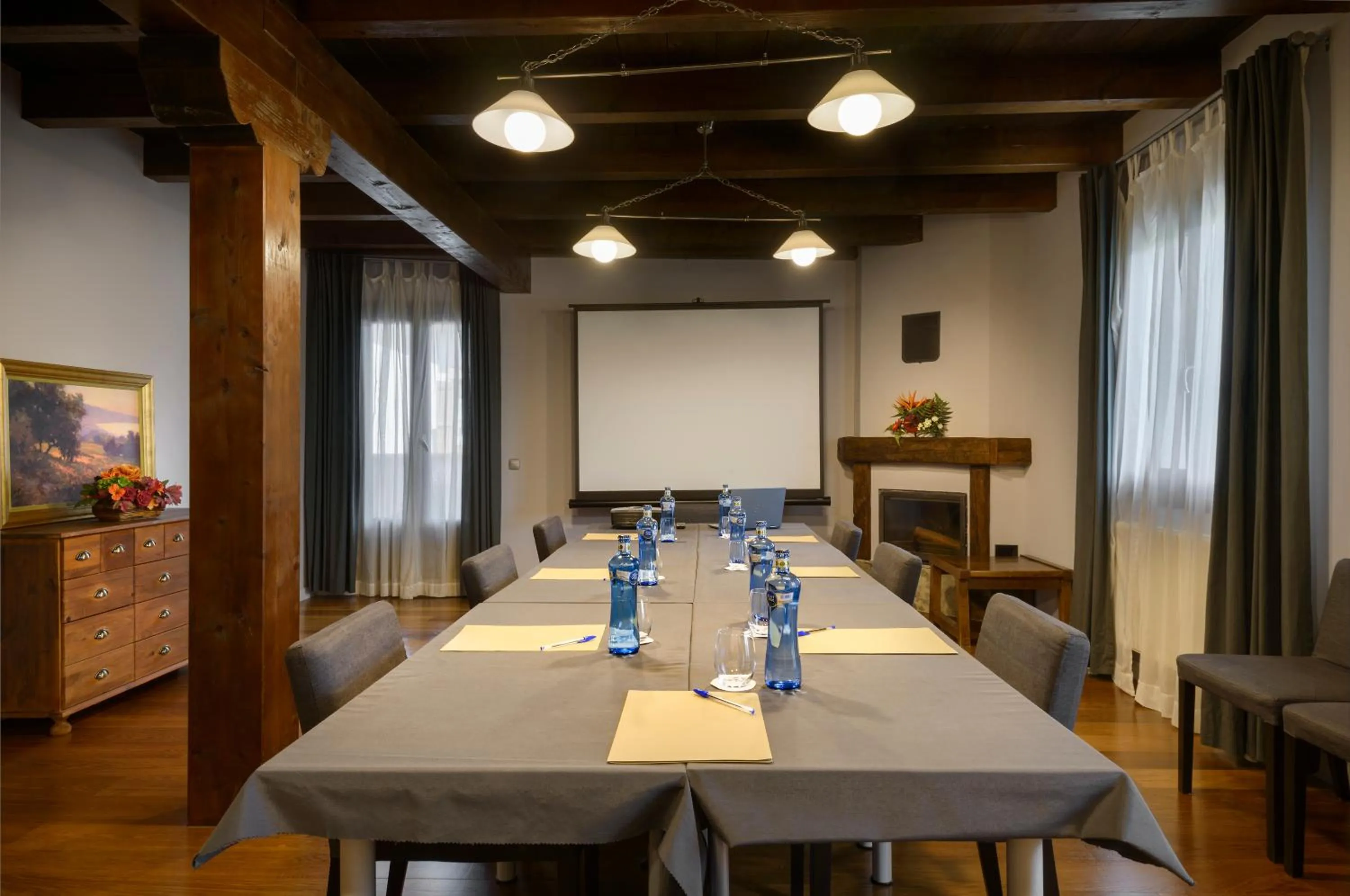 Business facilities in Hotel Rural Iribarnia