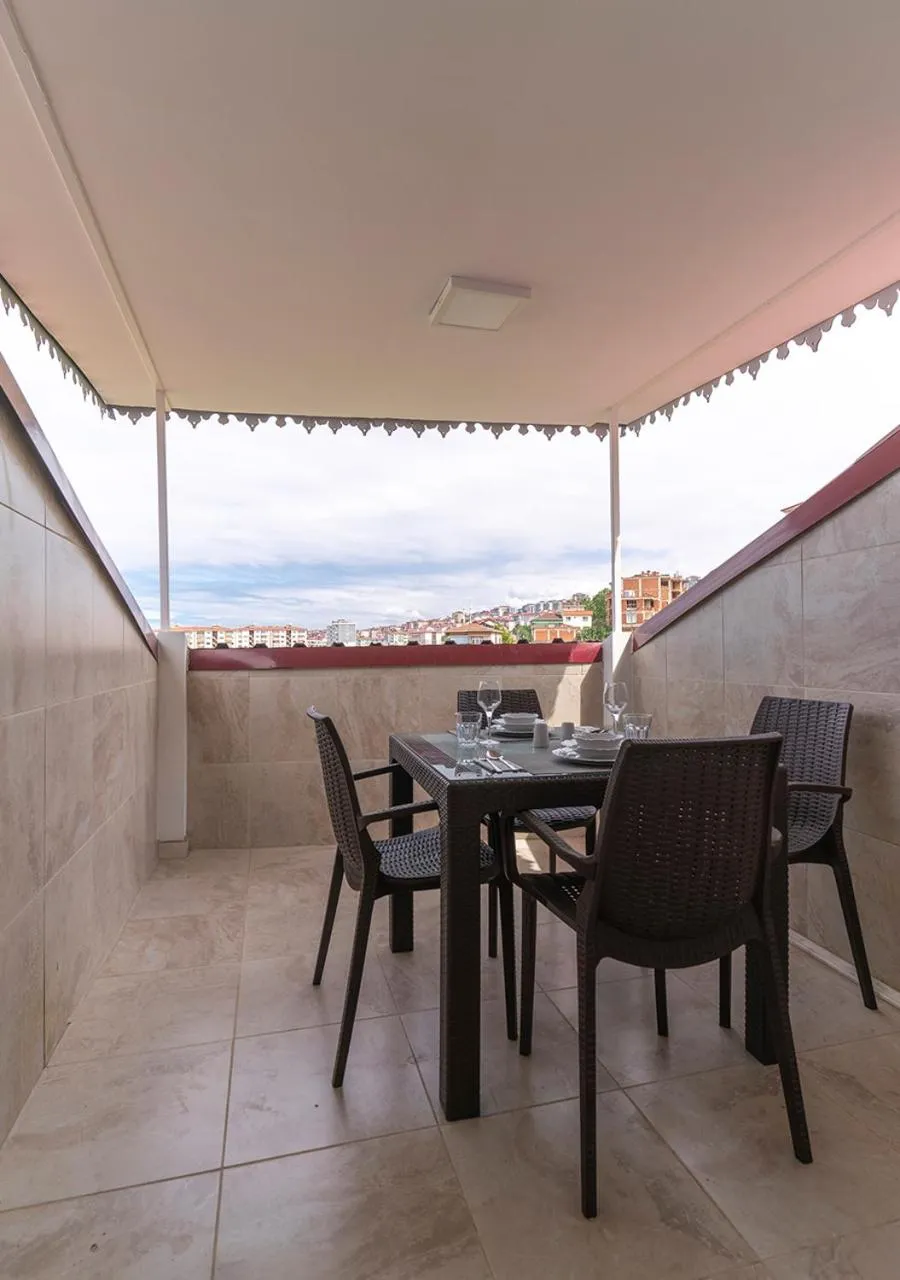 Balcony/Terrace in Umut Apartments