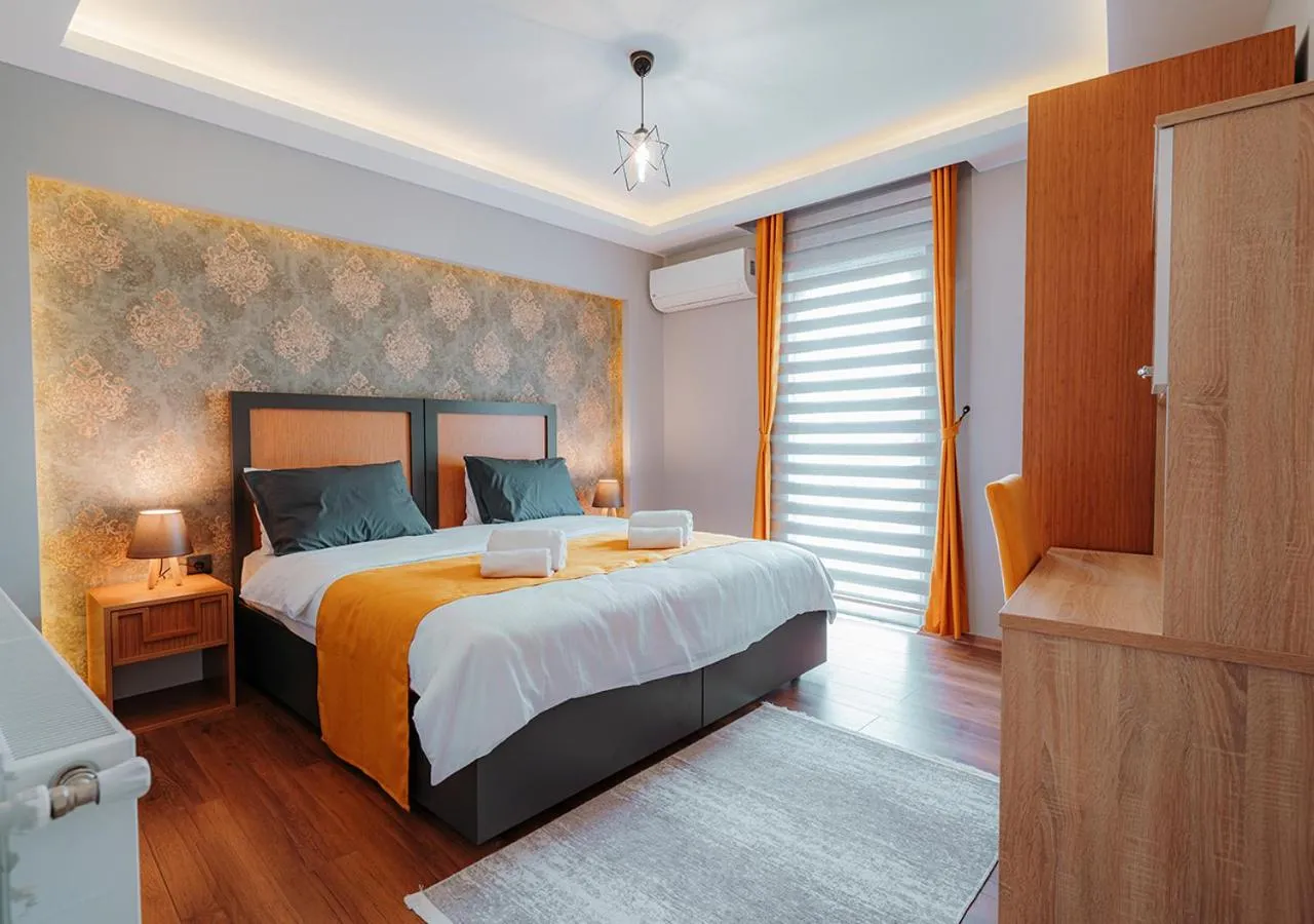 Bedroom, Bed in Umut Apartments