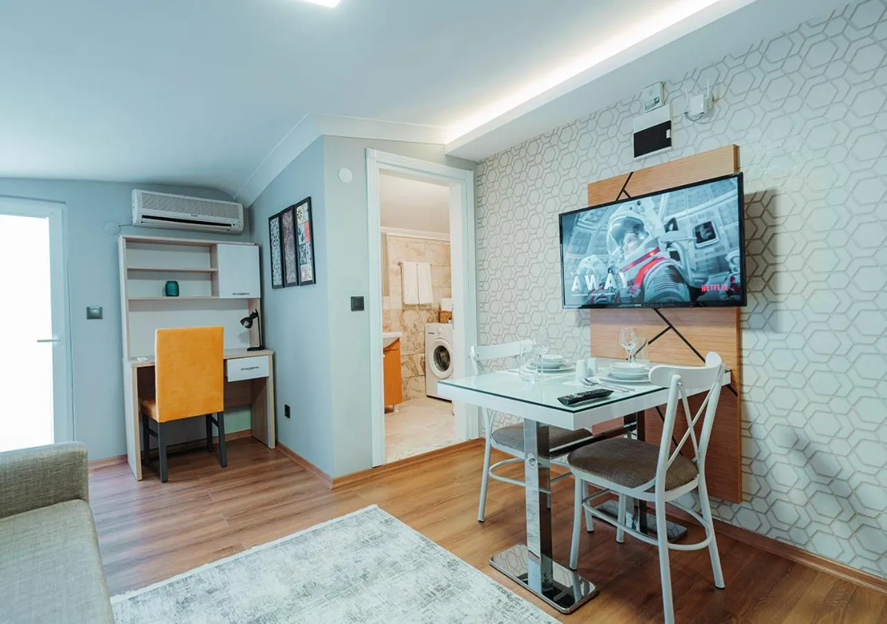TV and multimedia in Umut Apartments