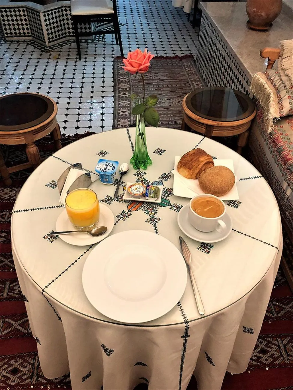 Restaurant/places to eat in Ryad 91