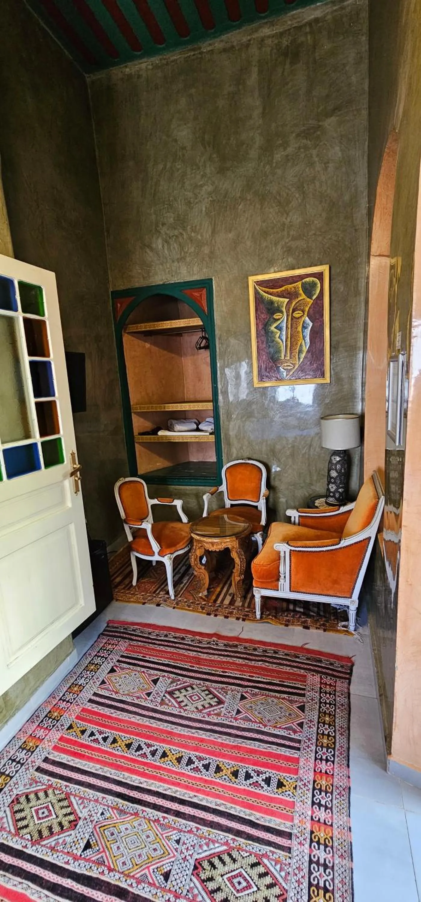 Seating area in Ryad 91