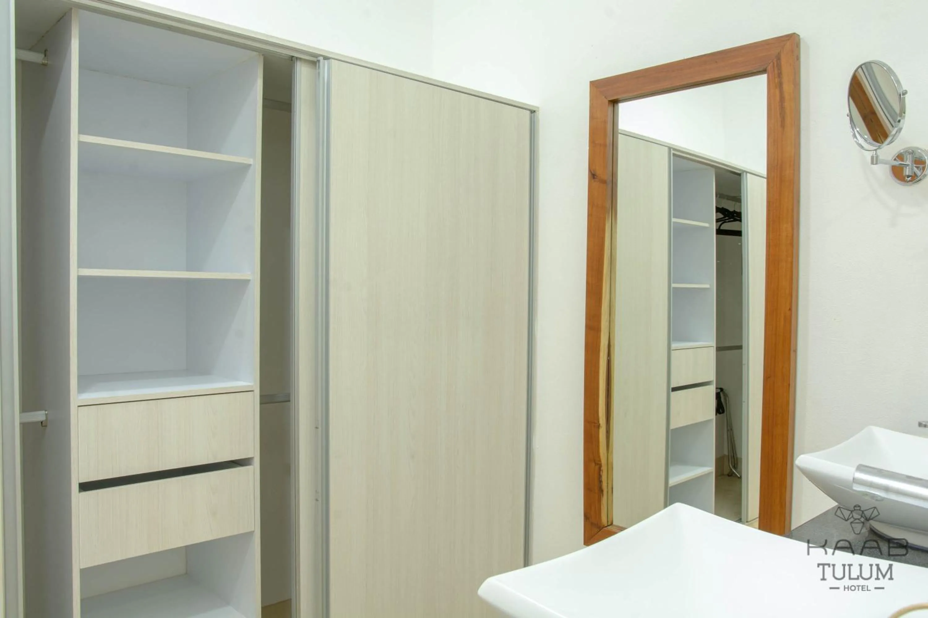 Bathroom, Bed in Kaab Tulum