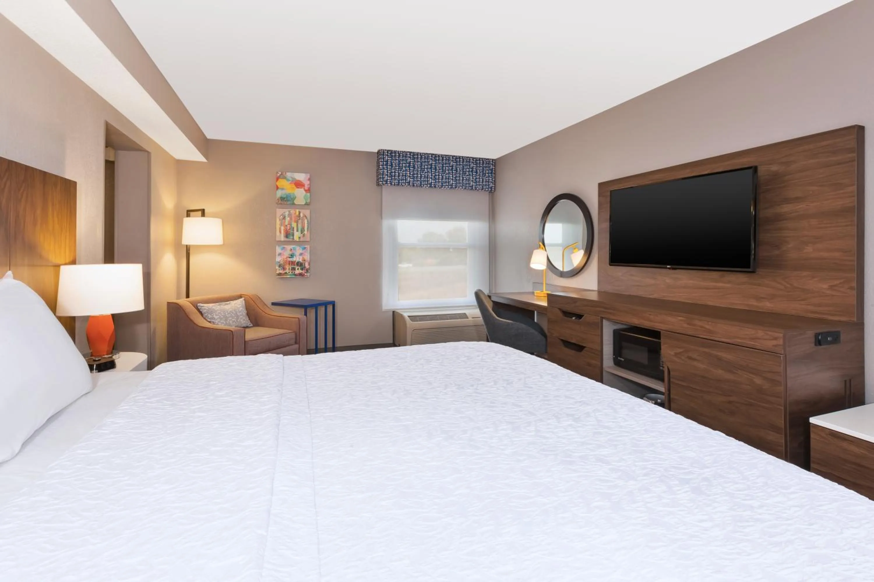 Bed in Hampton Inn Princeton