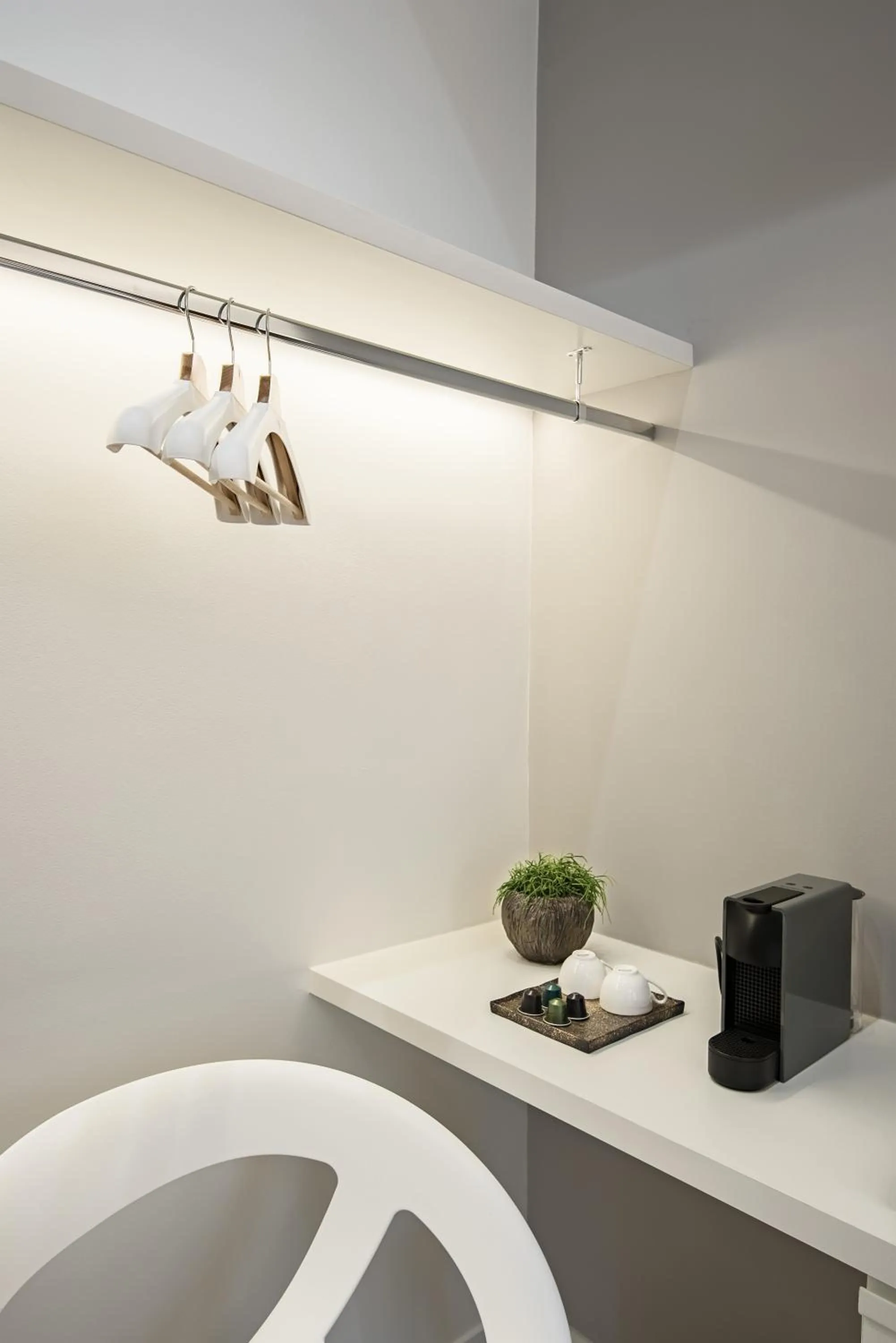 Coffee/tea facilities in Numa Roma Guesthouse