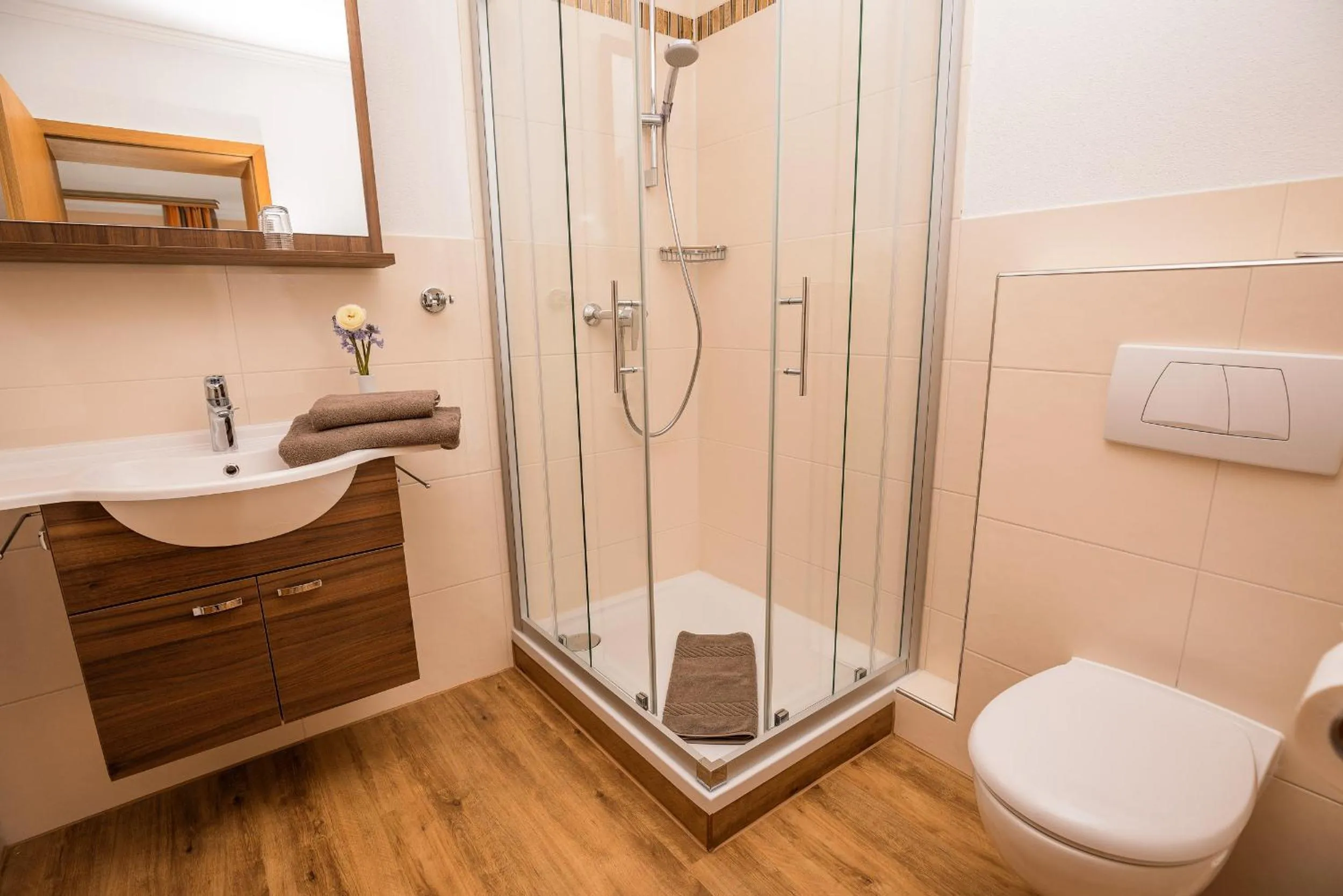 Shower in Pension Silberbauer