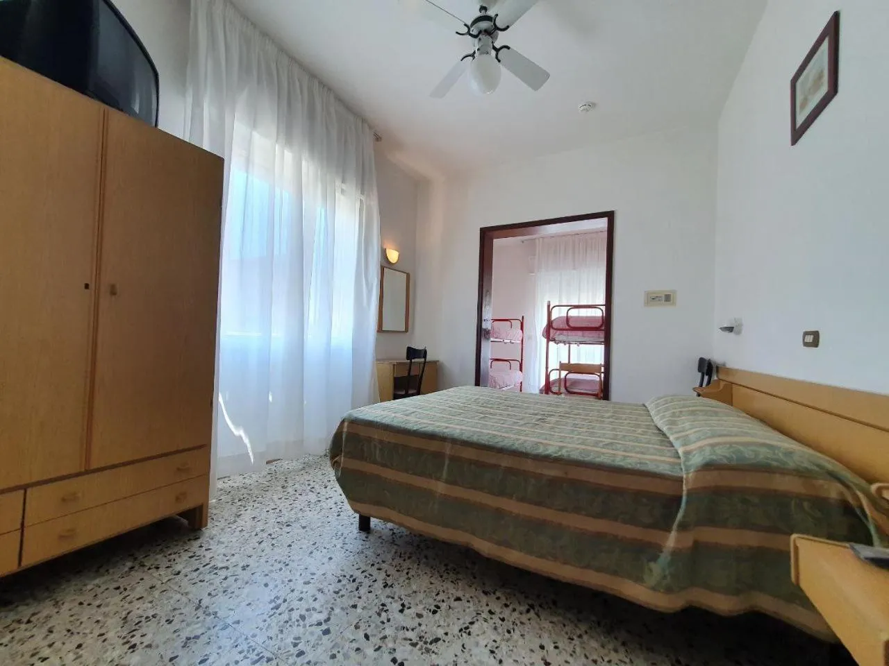 Bed in Hotel Moresco Riccione - Piscina Beach Village