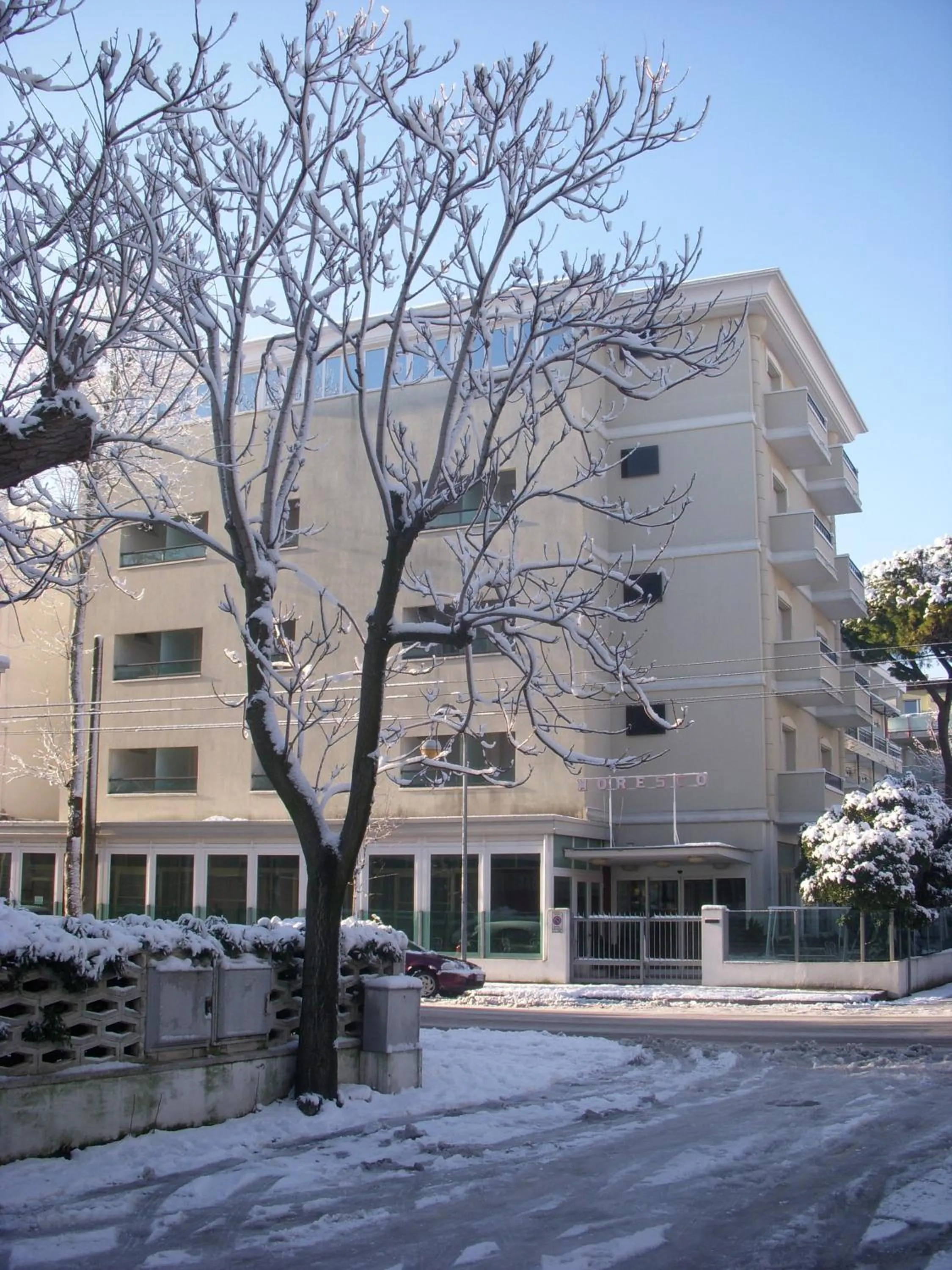 Property building in Hotel Moresco Riccione - Piscina Beach Village