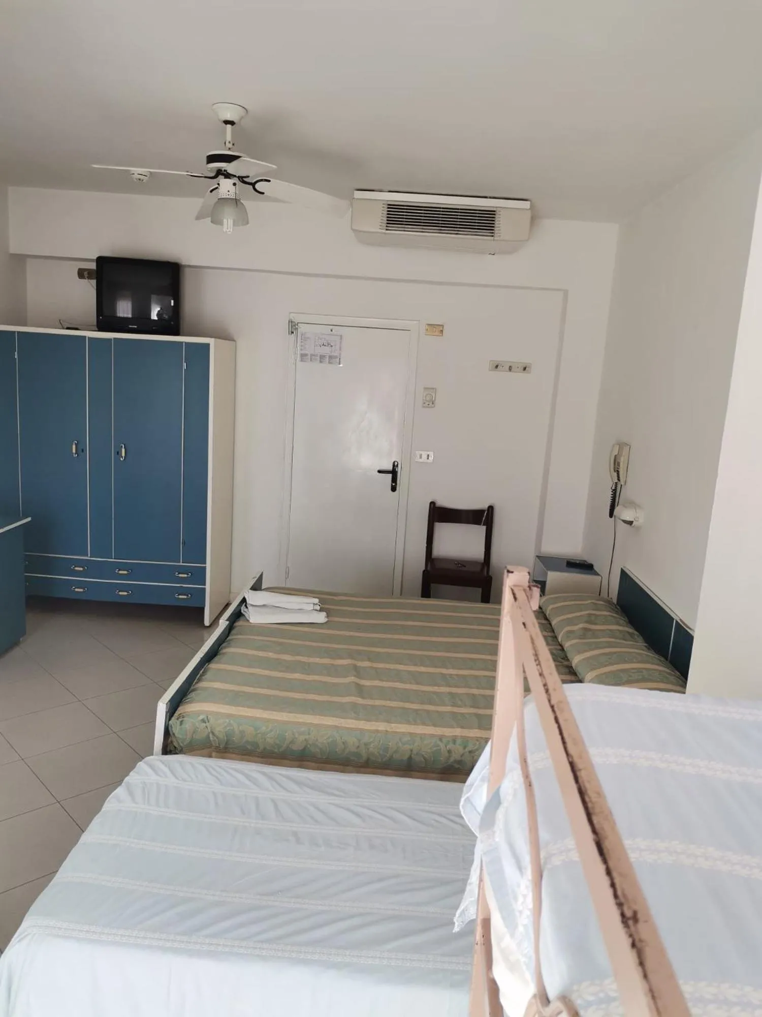 Bedroom, Bed in Hotel Moresco Riccione - Piscina Beach Village