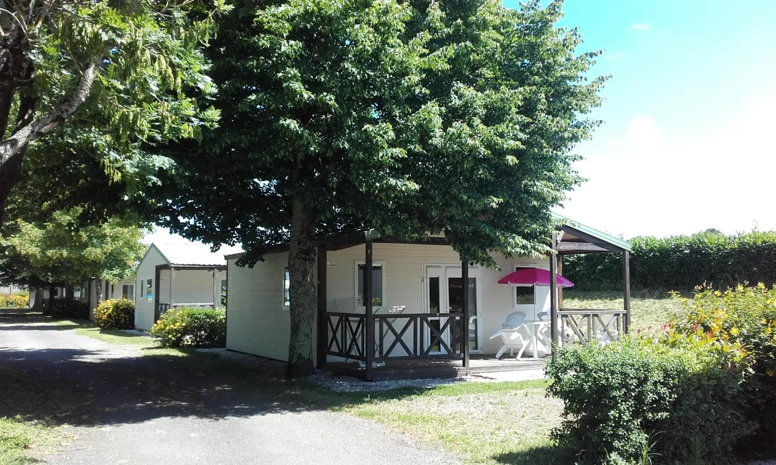 Two-Bedroom Chalet in Camping Le Sorlut Two-Bedroom Chalet in Camping Le Sorlut