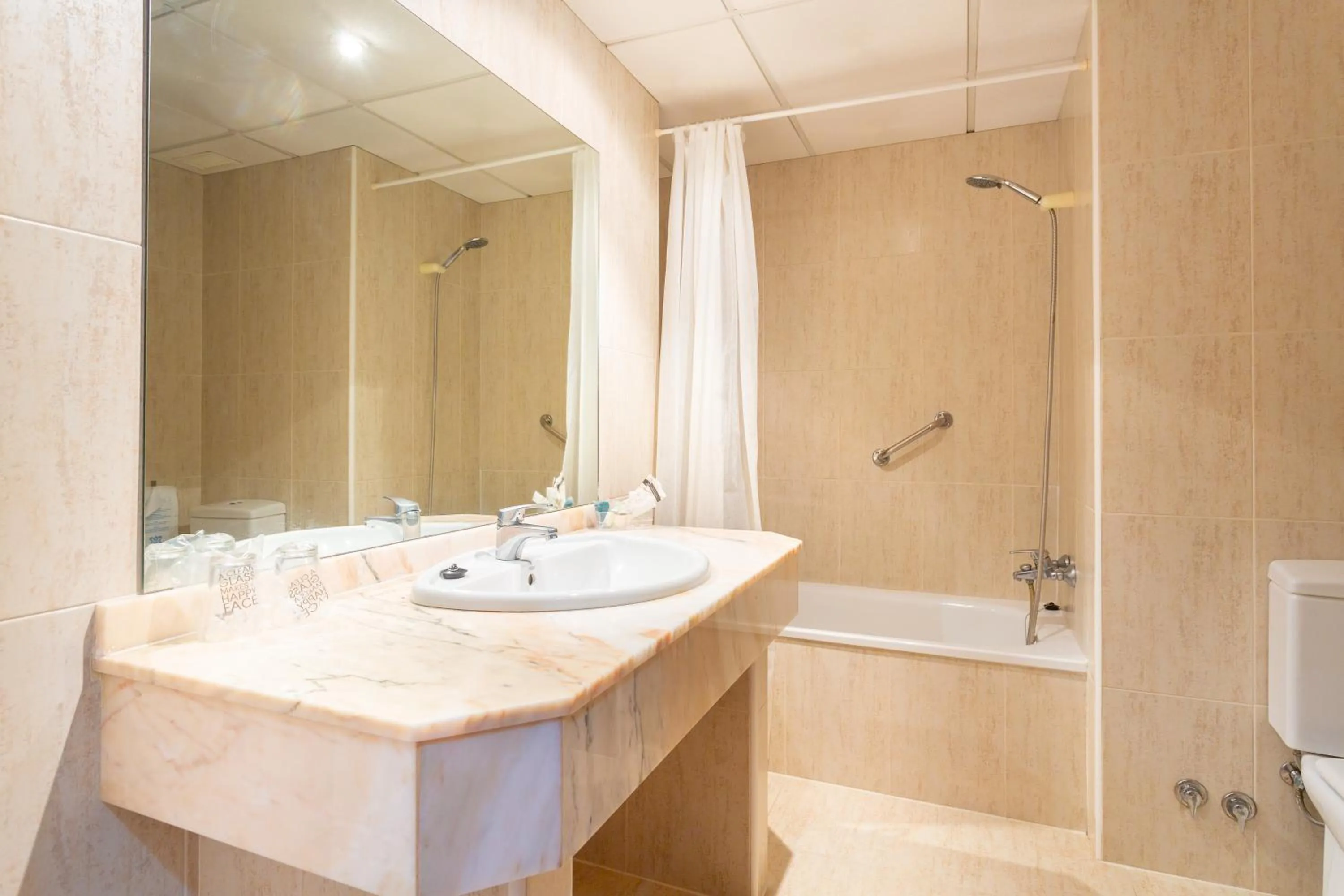 Bathroom in Hotel Sicania