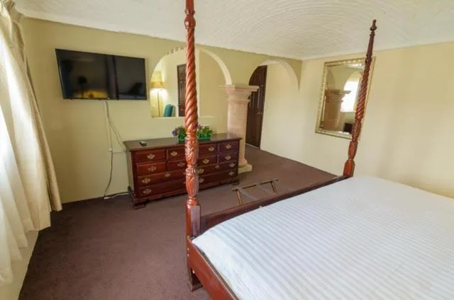 Bed in Hotel Castillo de Santa Cecilia