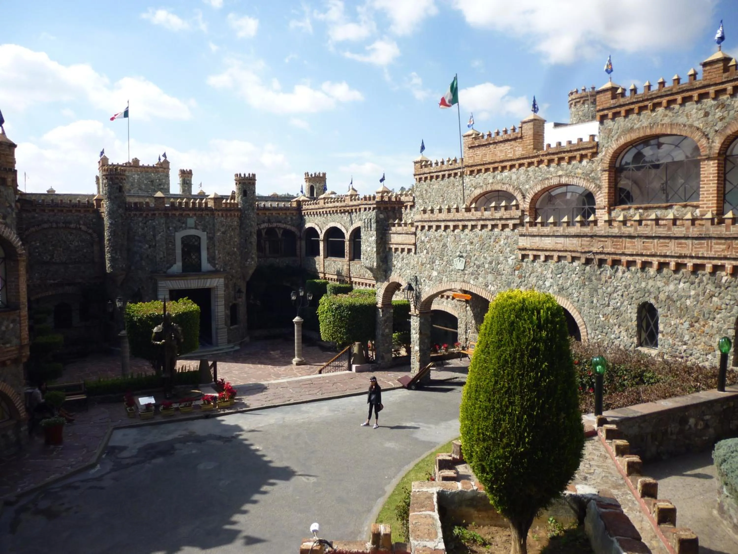 Facade/entrance in Hotel Castillo de Santa Cecilia