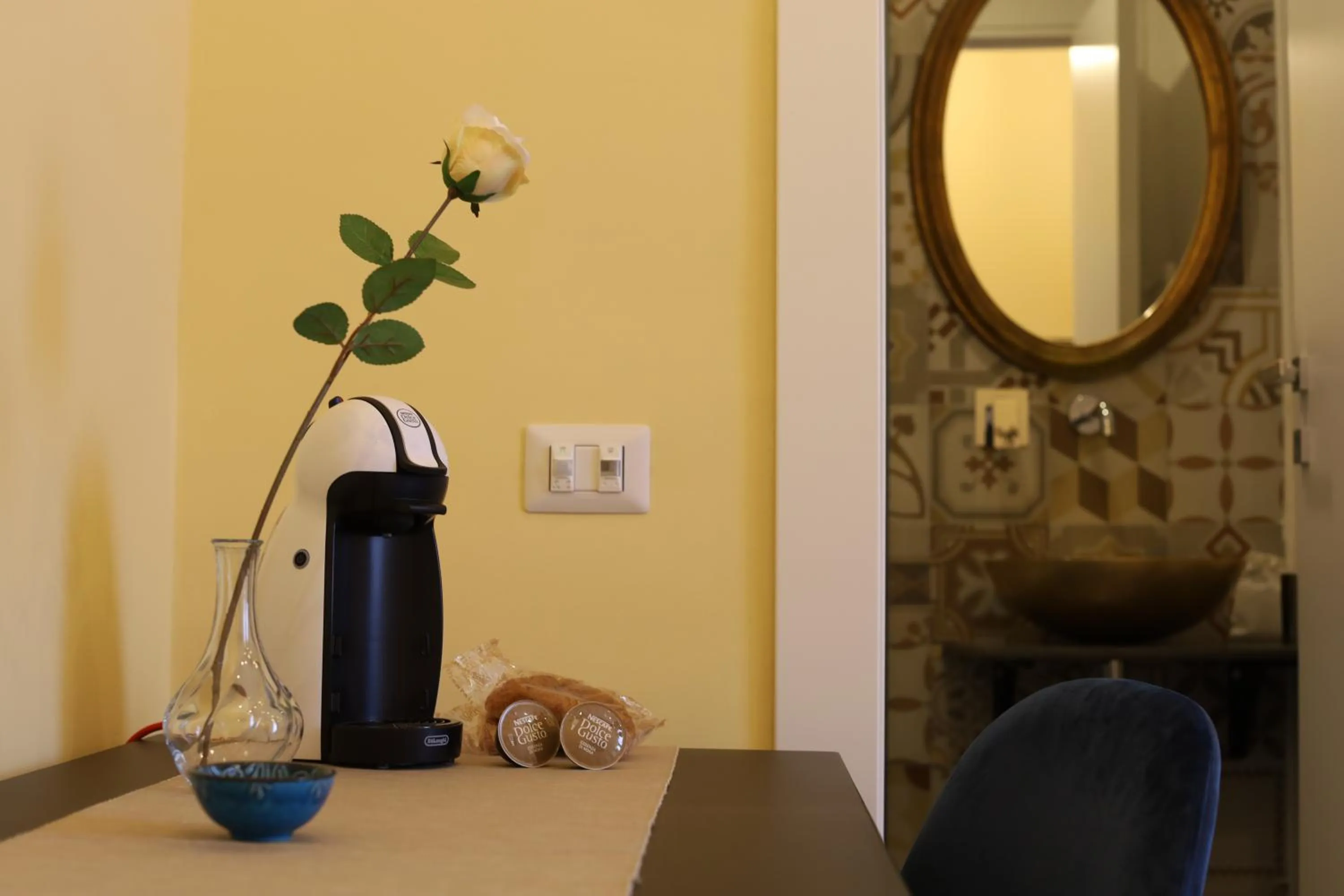 Coffee/tea facilities in aroma - Neapolitan BnB