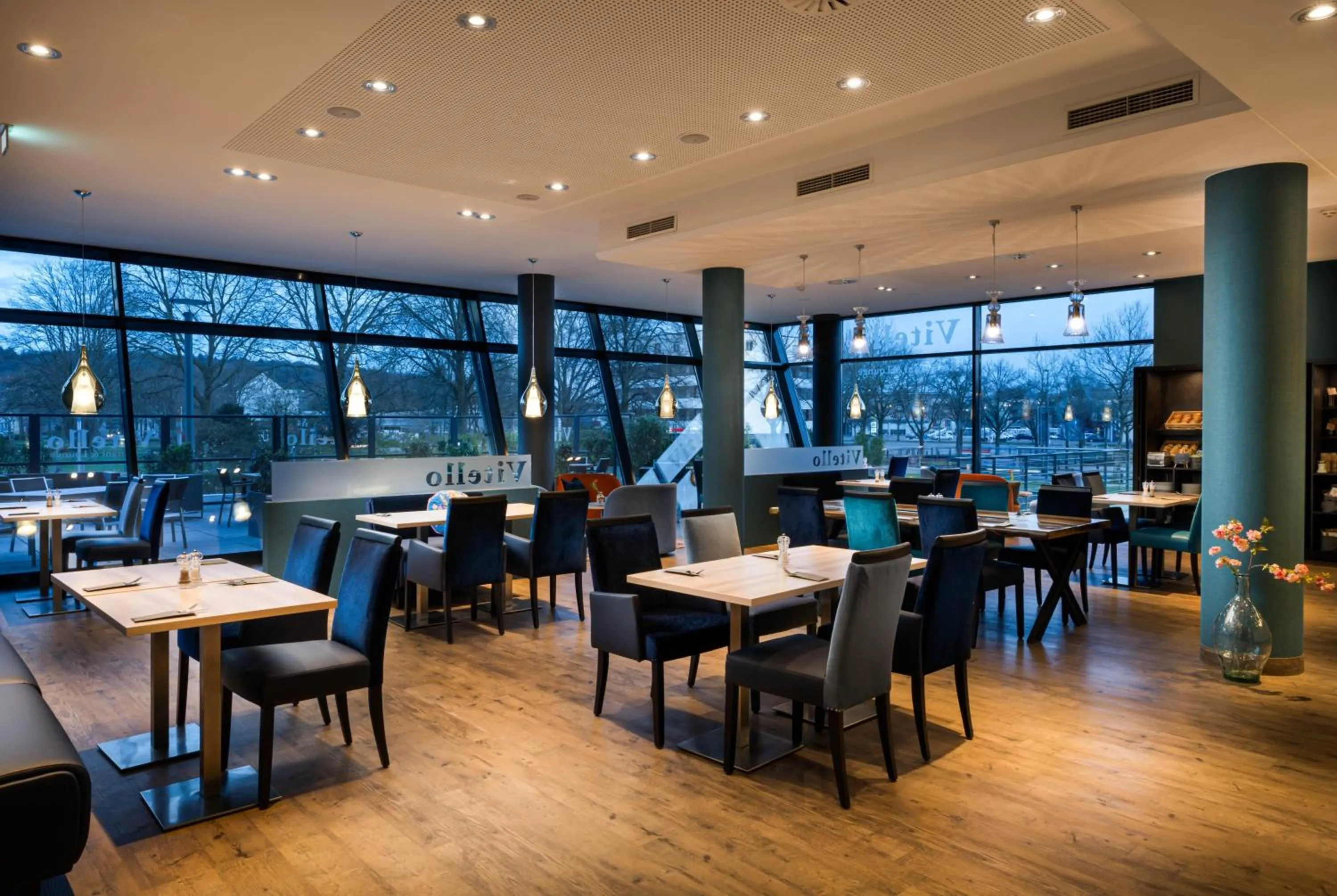 Restaurant/places to eat in elaya hotel kleve, Trademark Collection by Wyndham