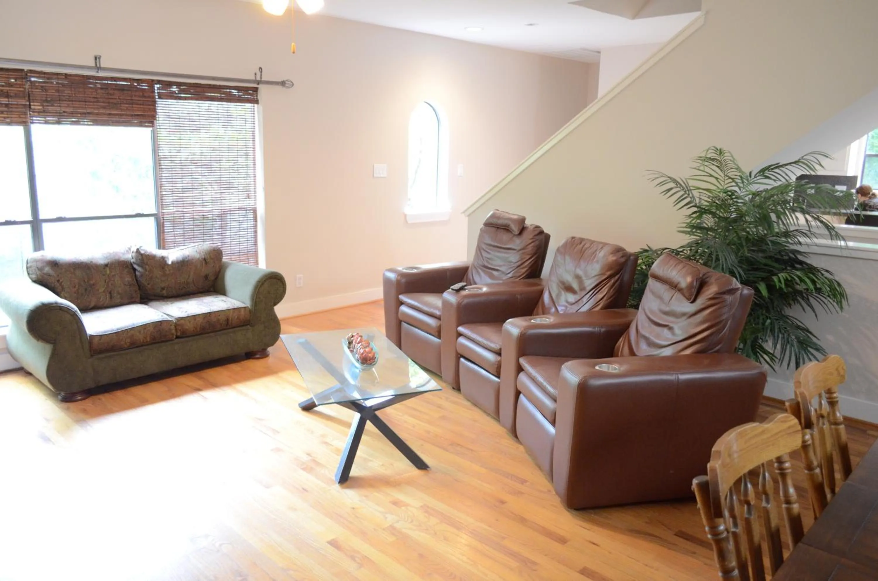 Communal lounge/ TV room in Modern B & B