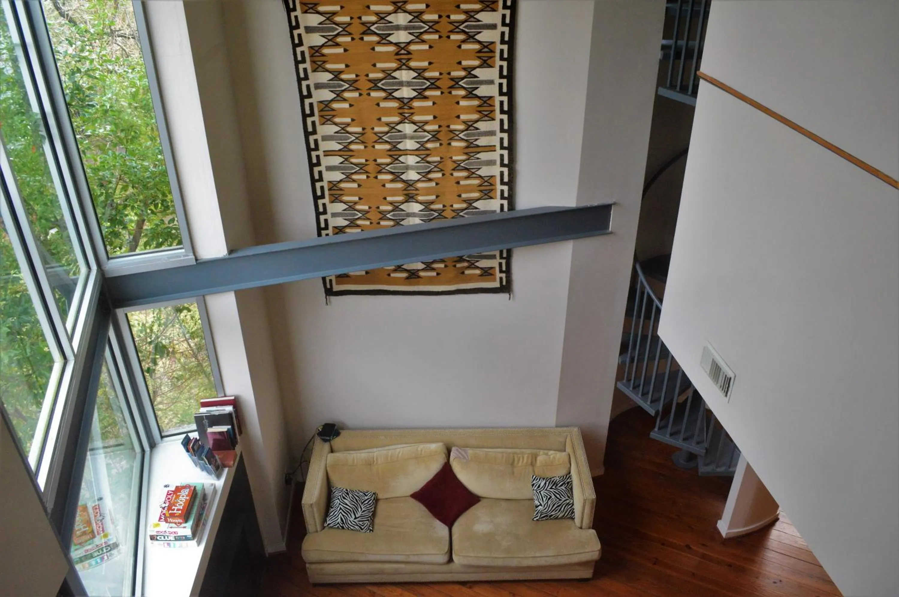 Seating area in Modern B & B